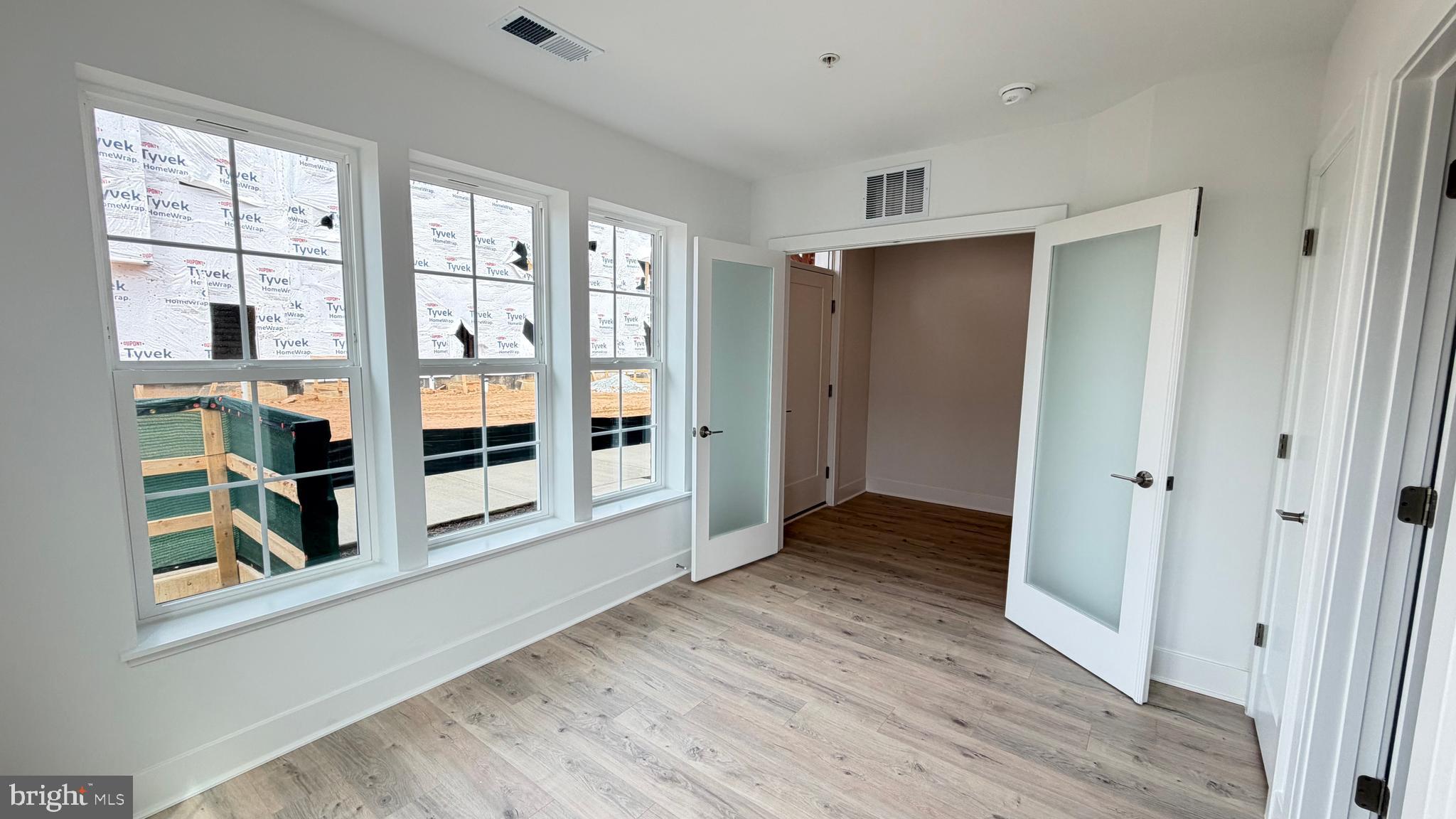 2106 HENSON NORRIS ST