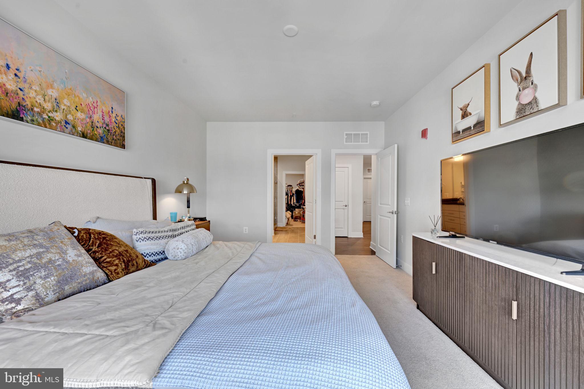 102 SAINT IVES PLACE 401