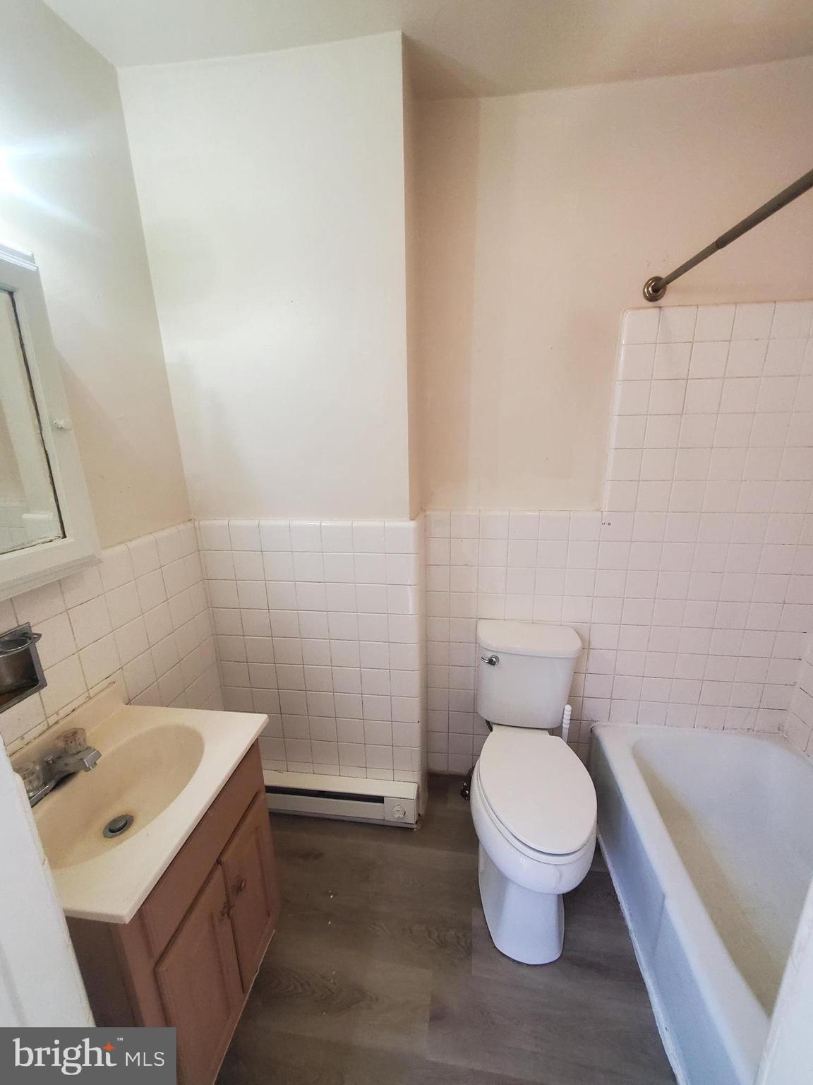 NORTHEAST READING - Residential Lease