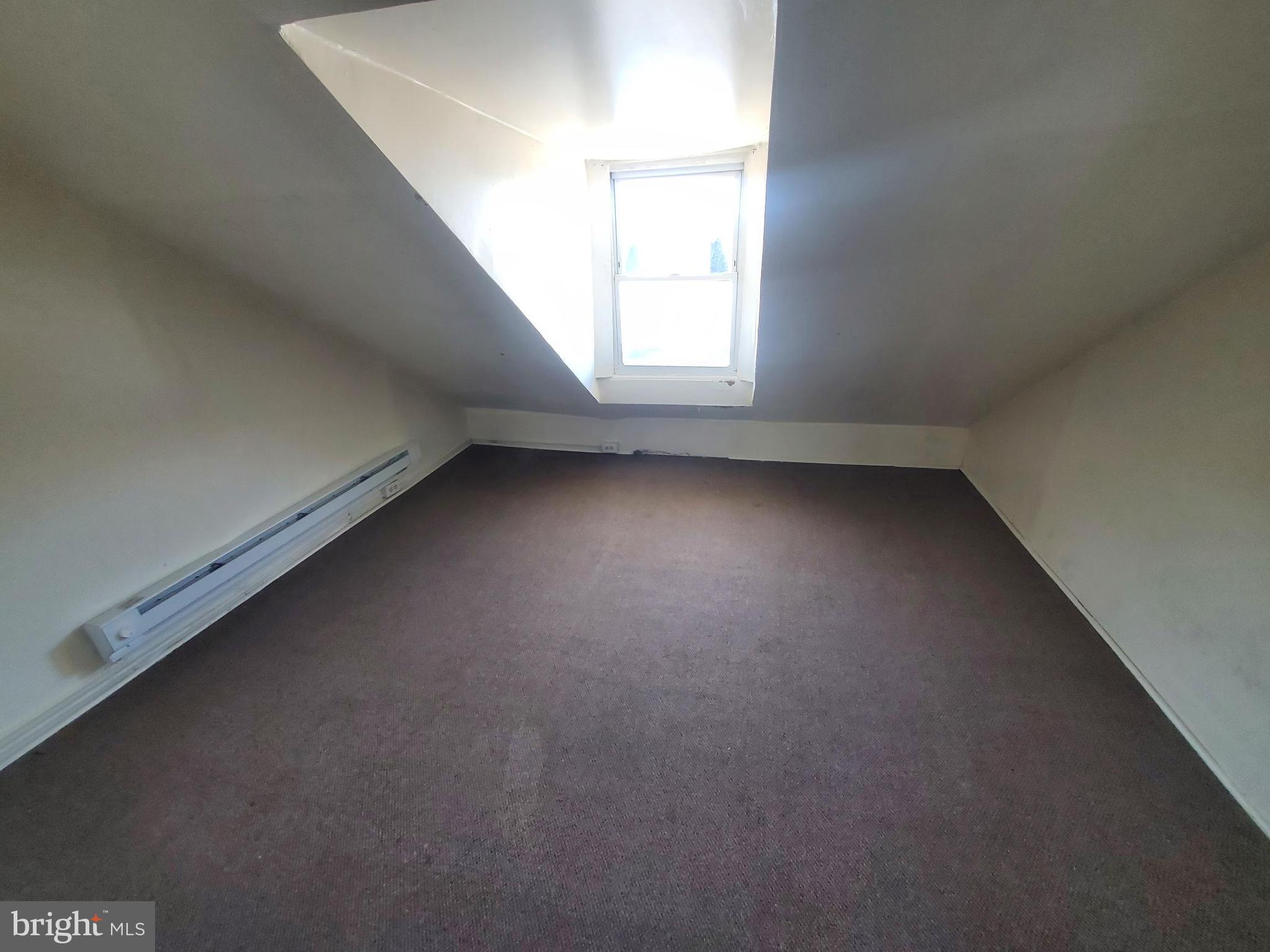 NORTHEAST READING - Residential Lease