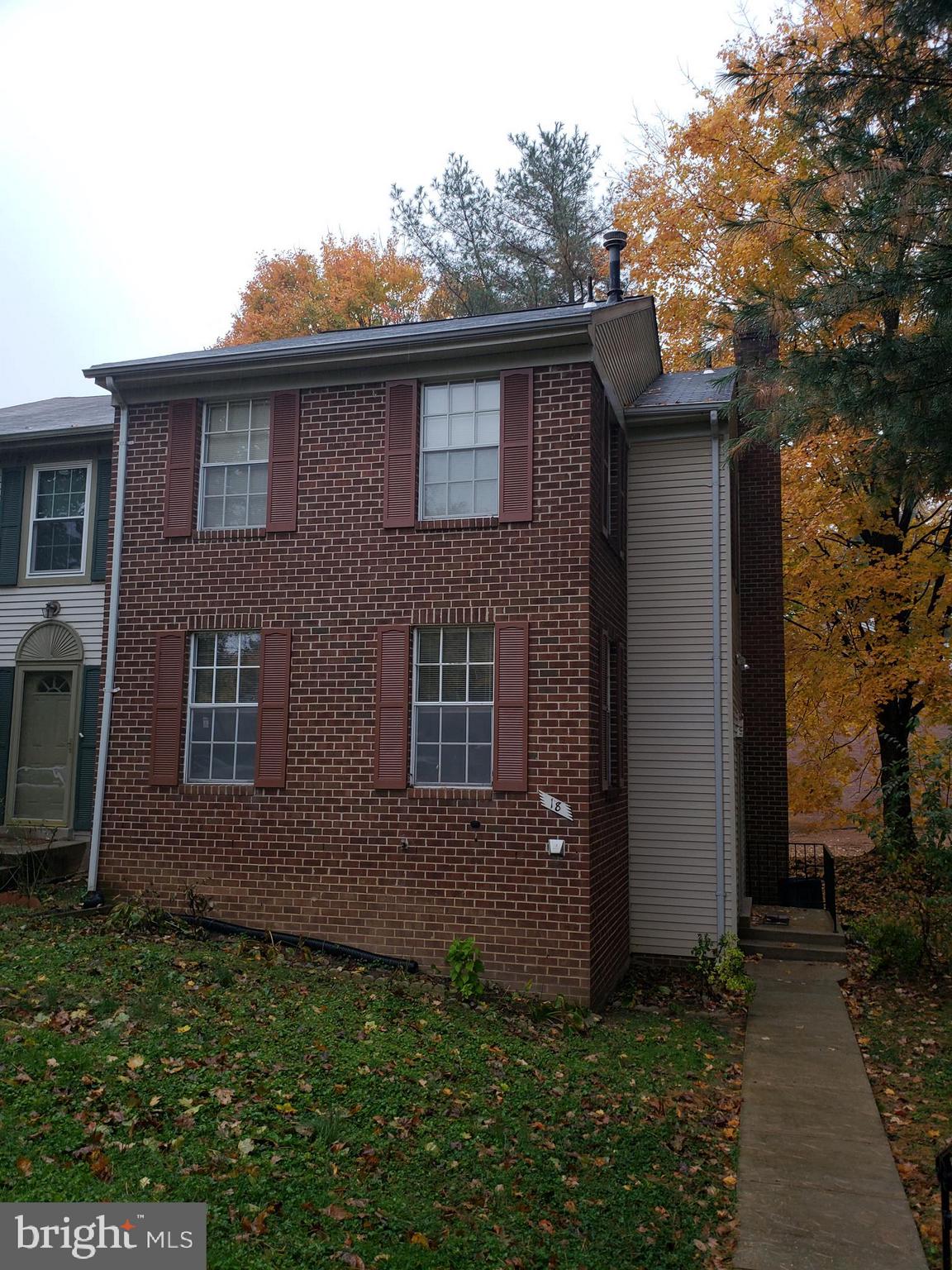 ORCHARD PLACE - Residential Lease