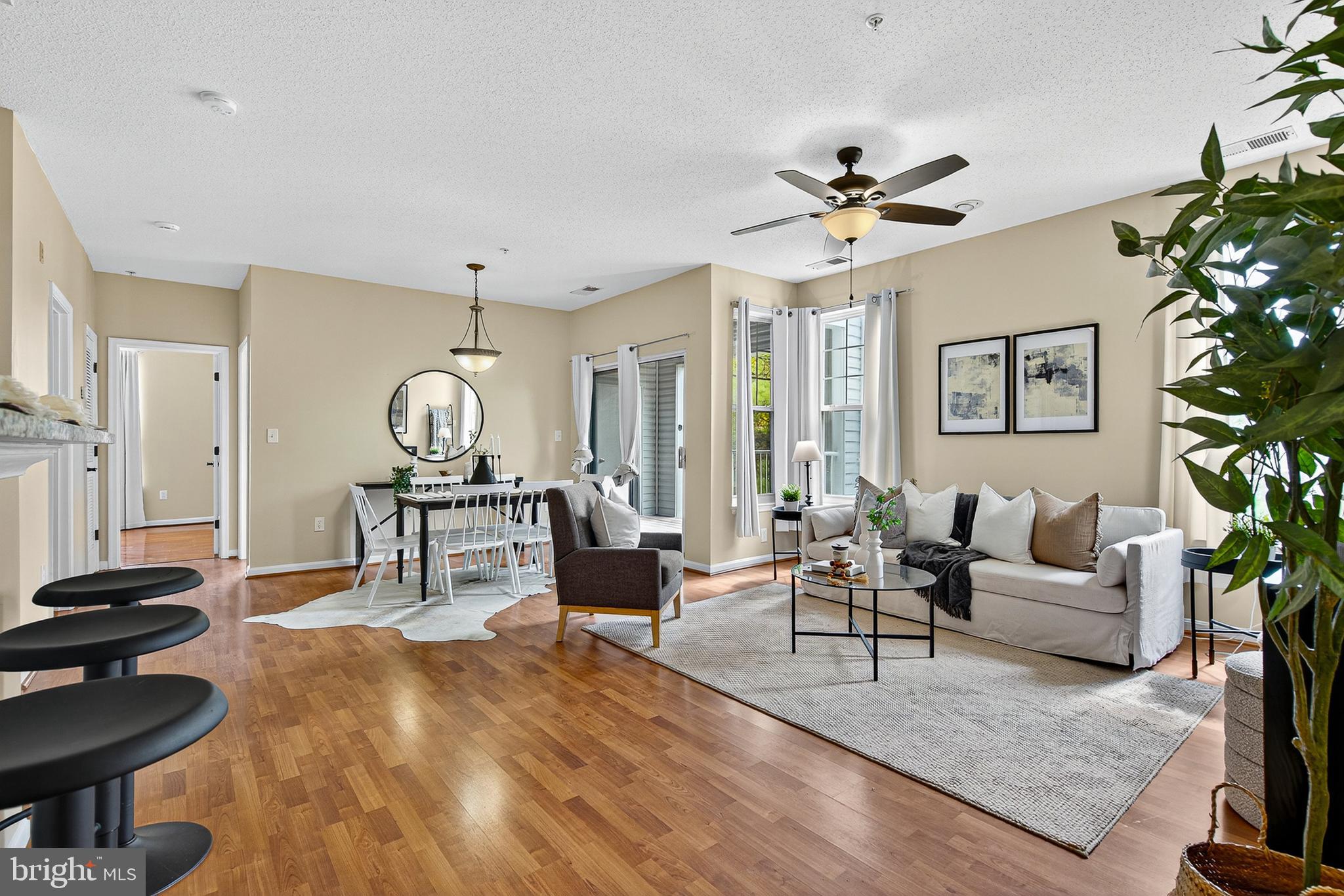 DEVON COURT - Residential