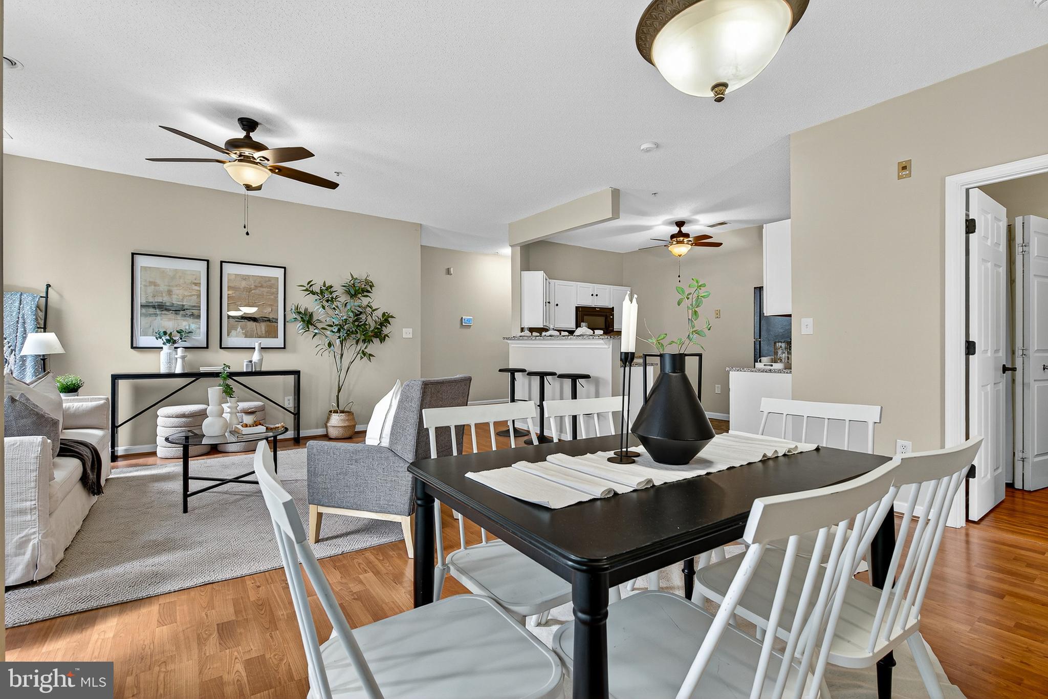 DEVON COURT - Residential