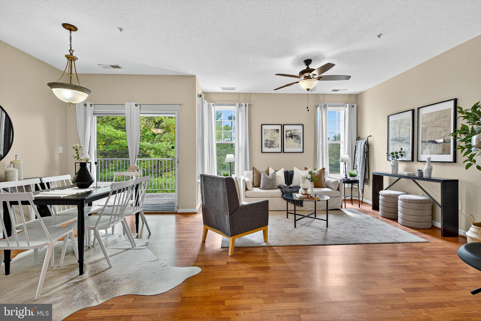 DEVON COURT - Residential