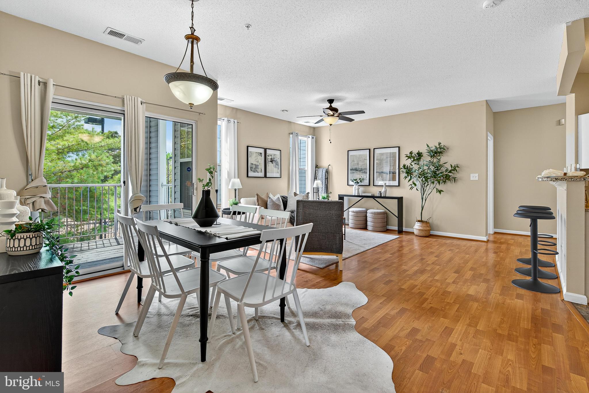 DEVON COURT - Residential