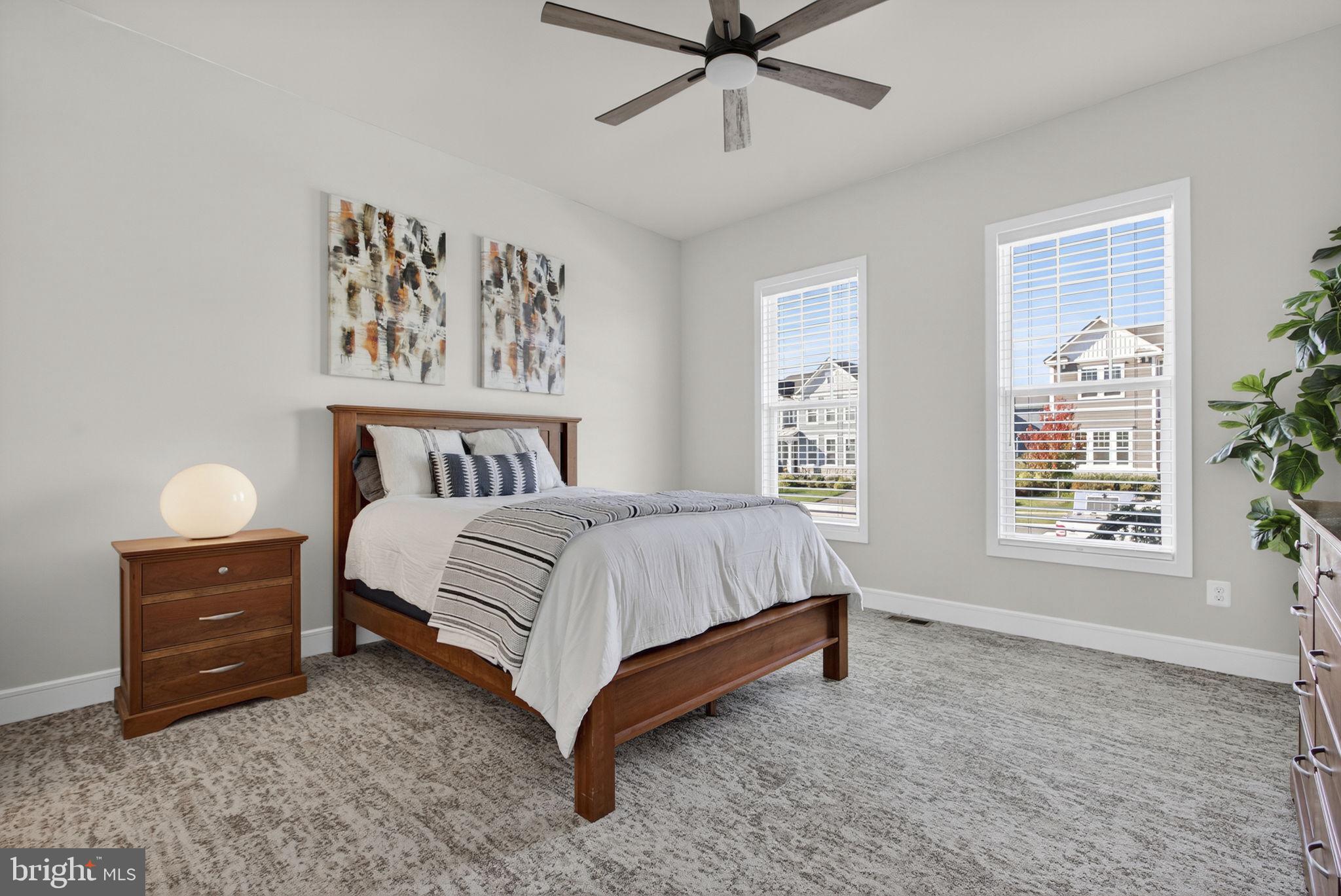 MEADOWBROOK - Residential