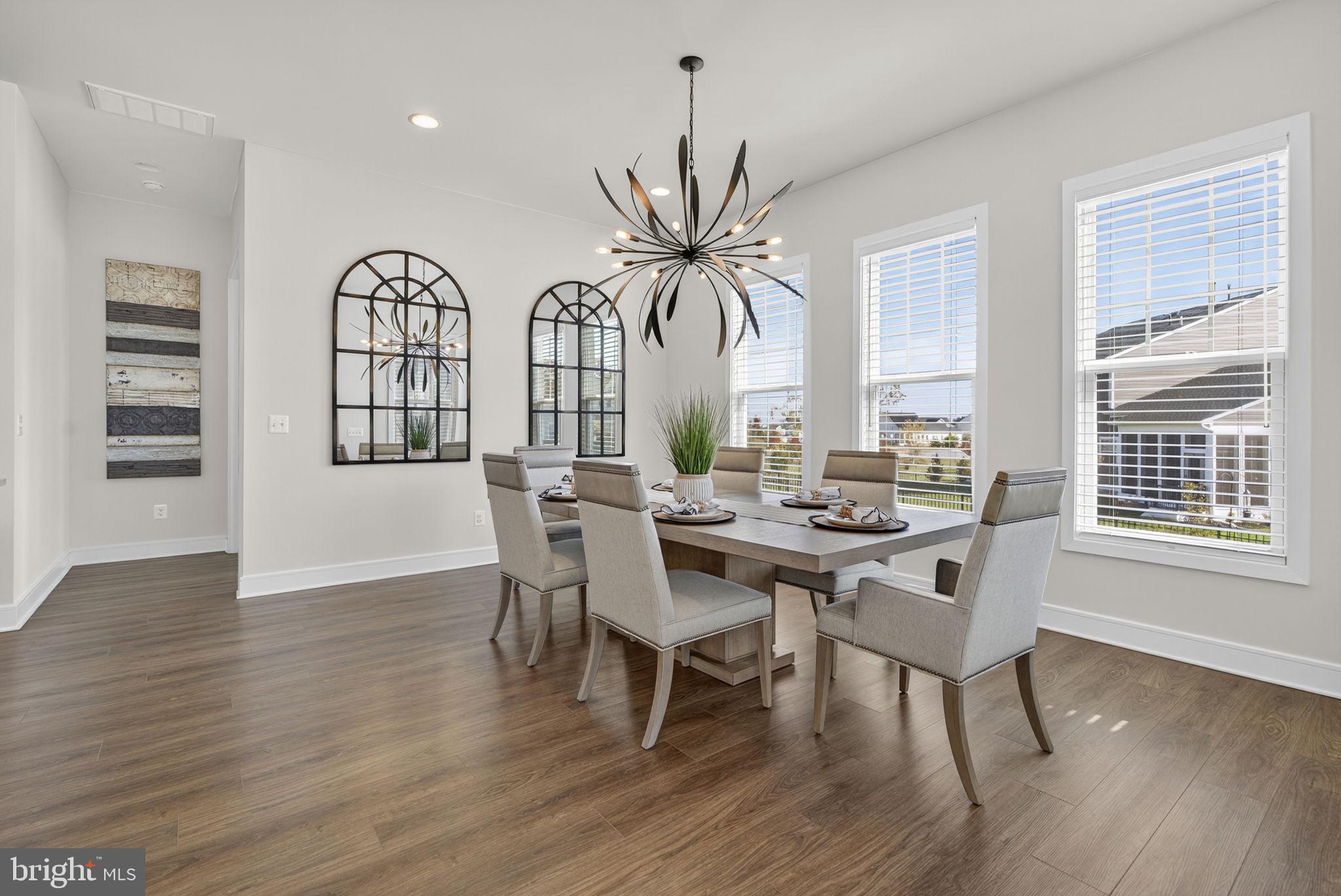 MEADOWBROOK - Residential