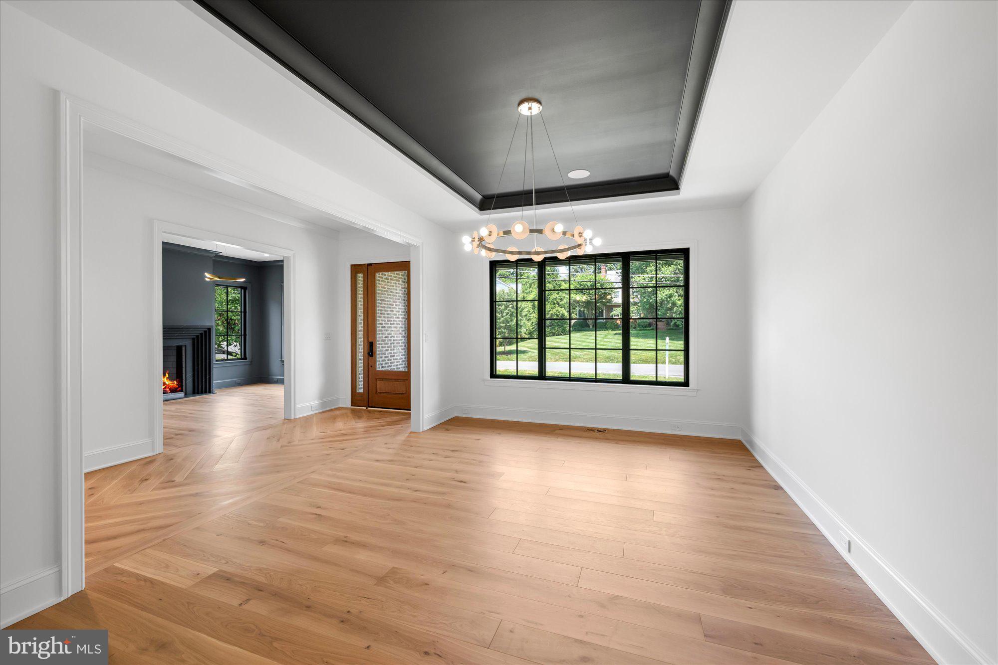 SALONA VILLAGE - Residential