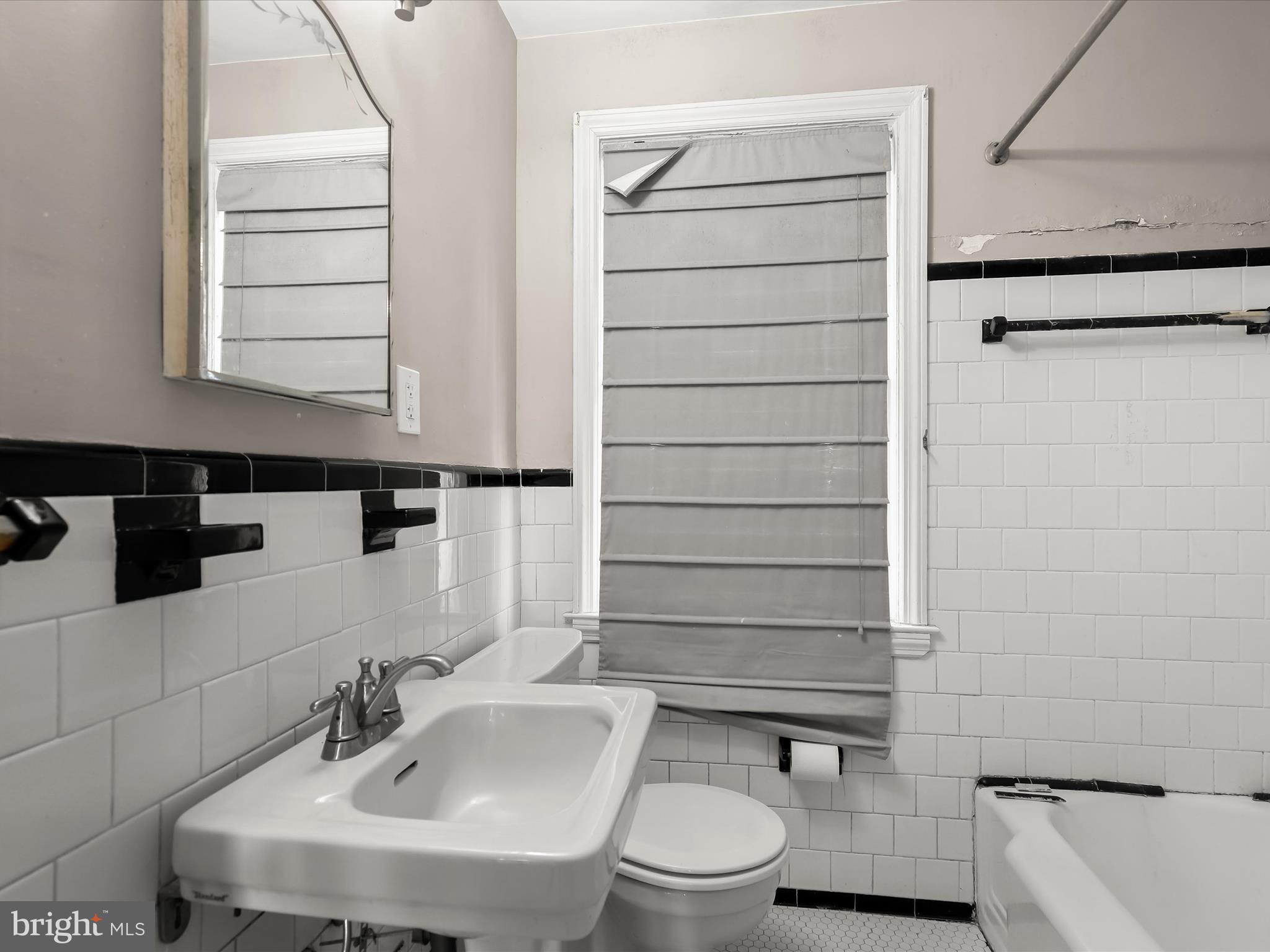 ACADEMY HEIGHTS - Residential