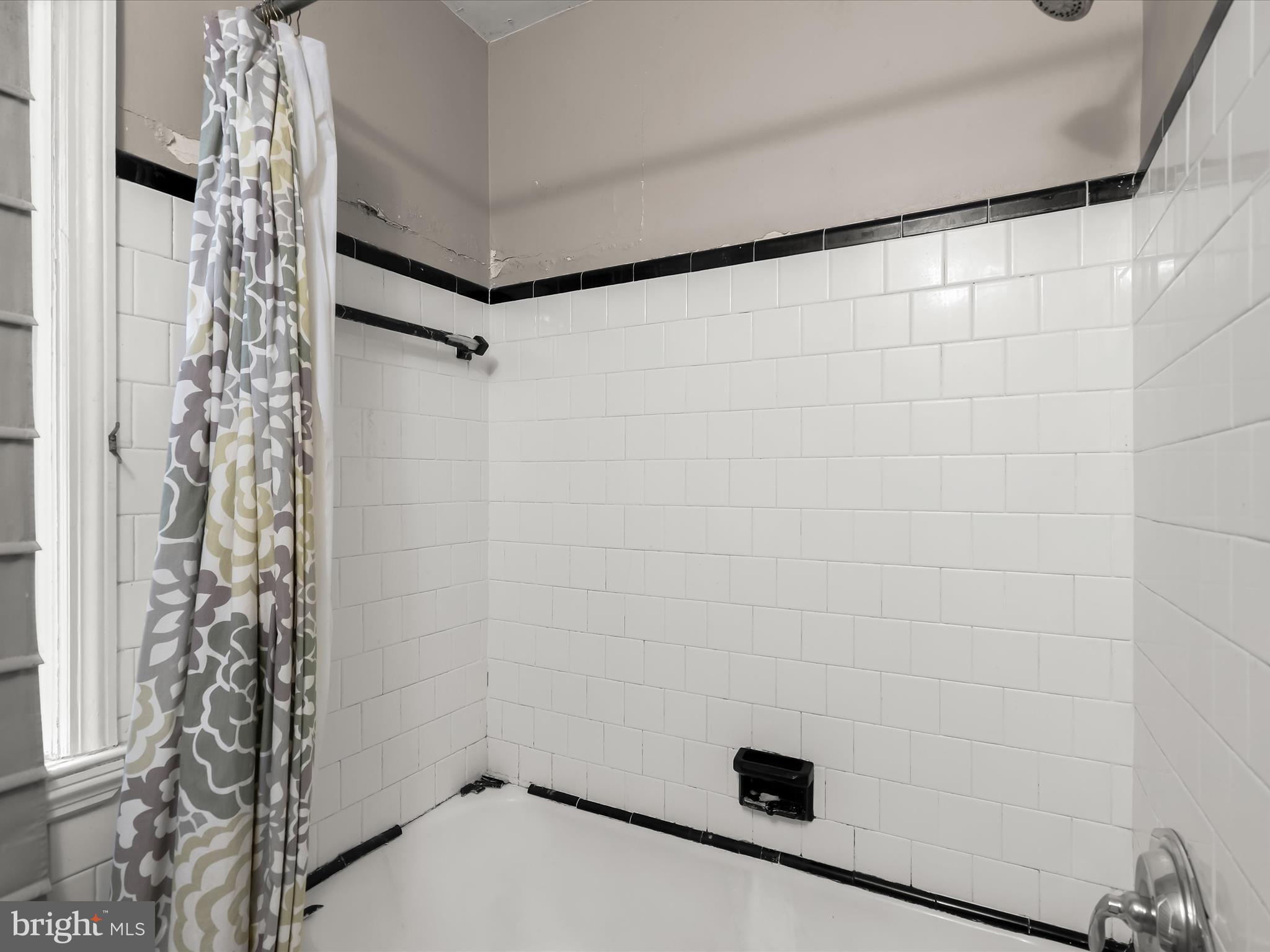 ACADEMY HEIGHTS - Residential