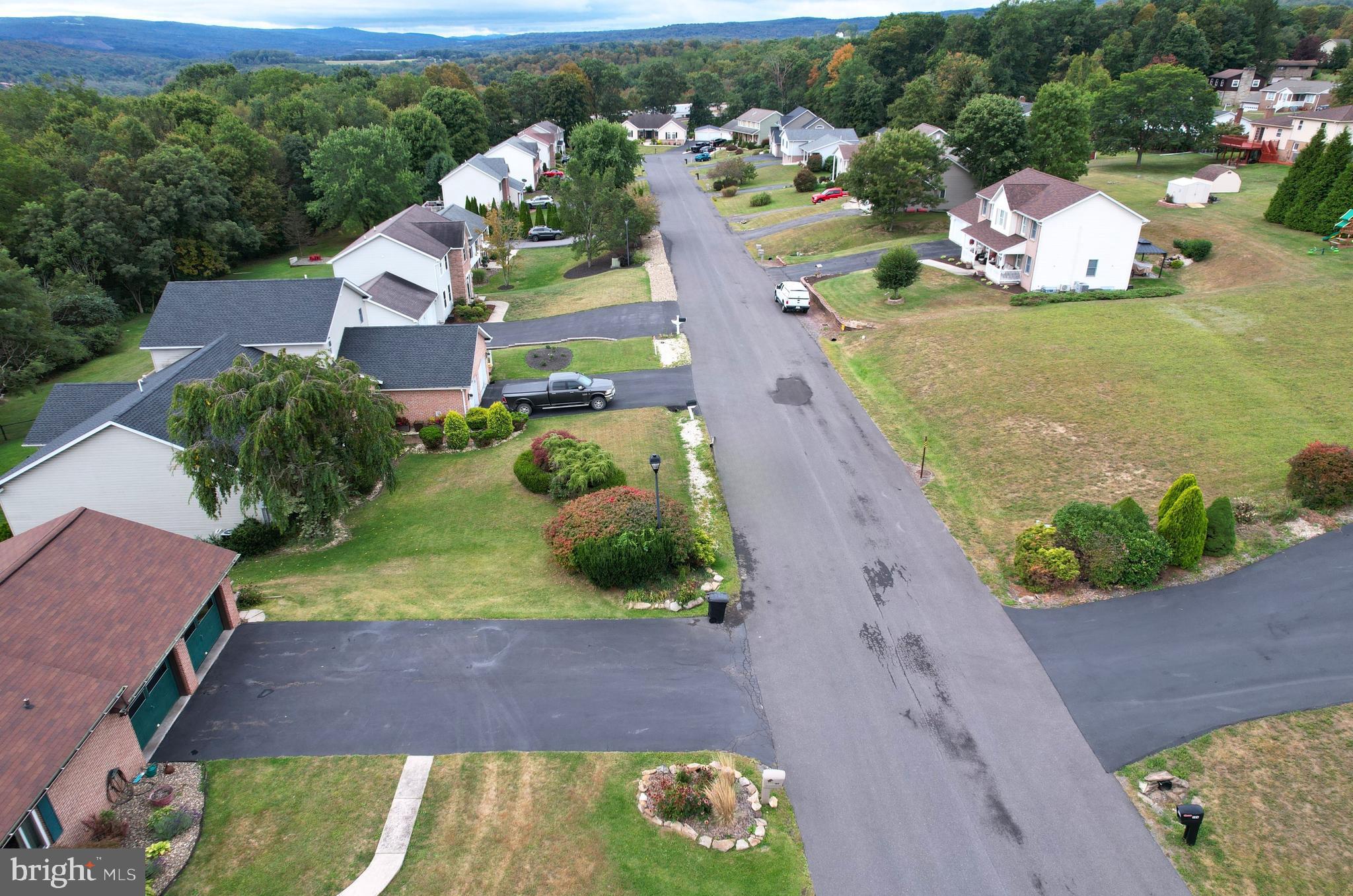 BRADDOCK ESTATES - Residential