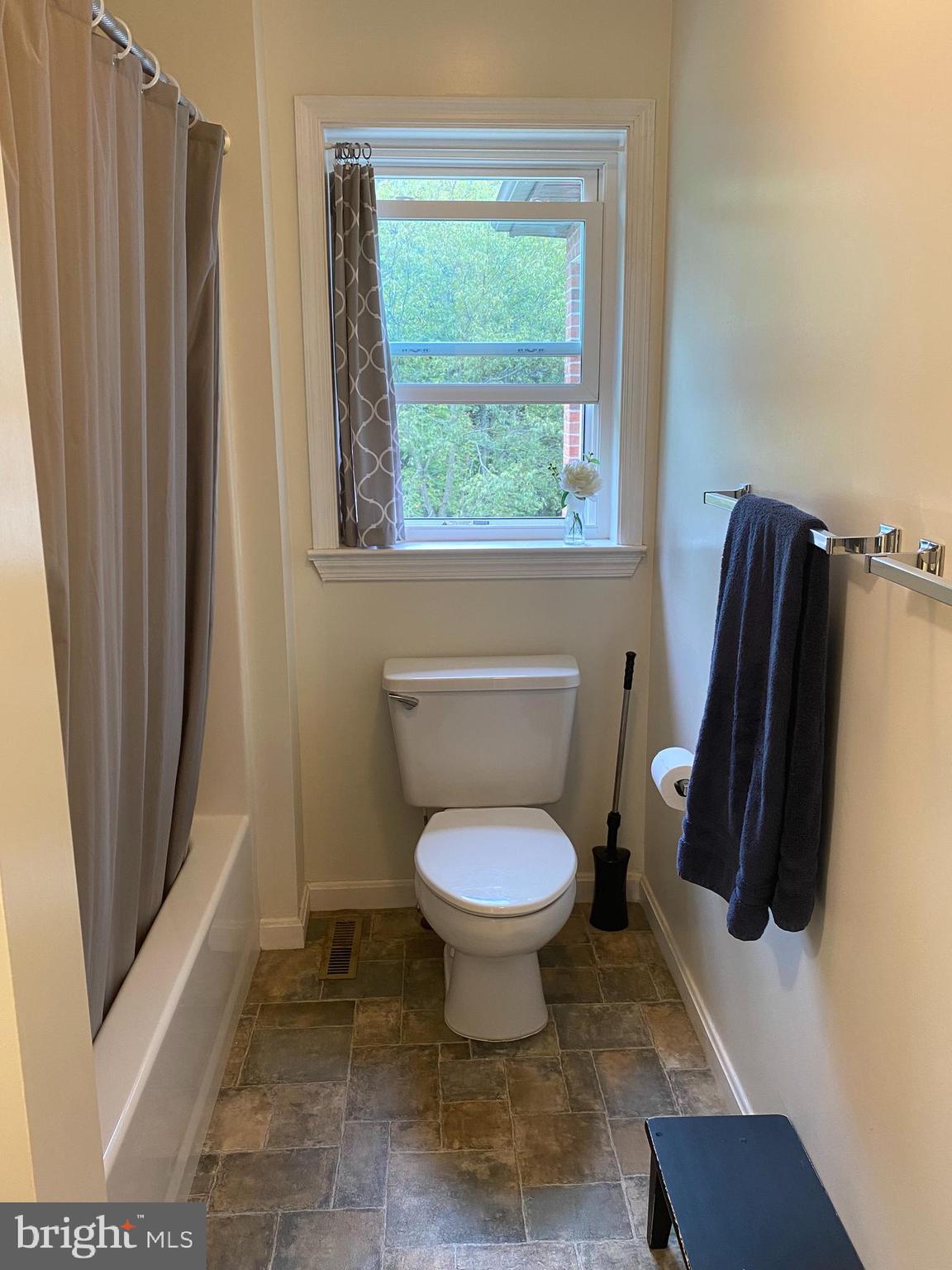 BRADDOCK ESTATES - Residential