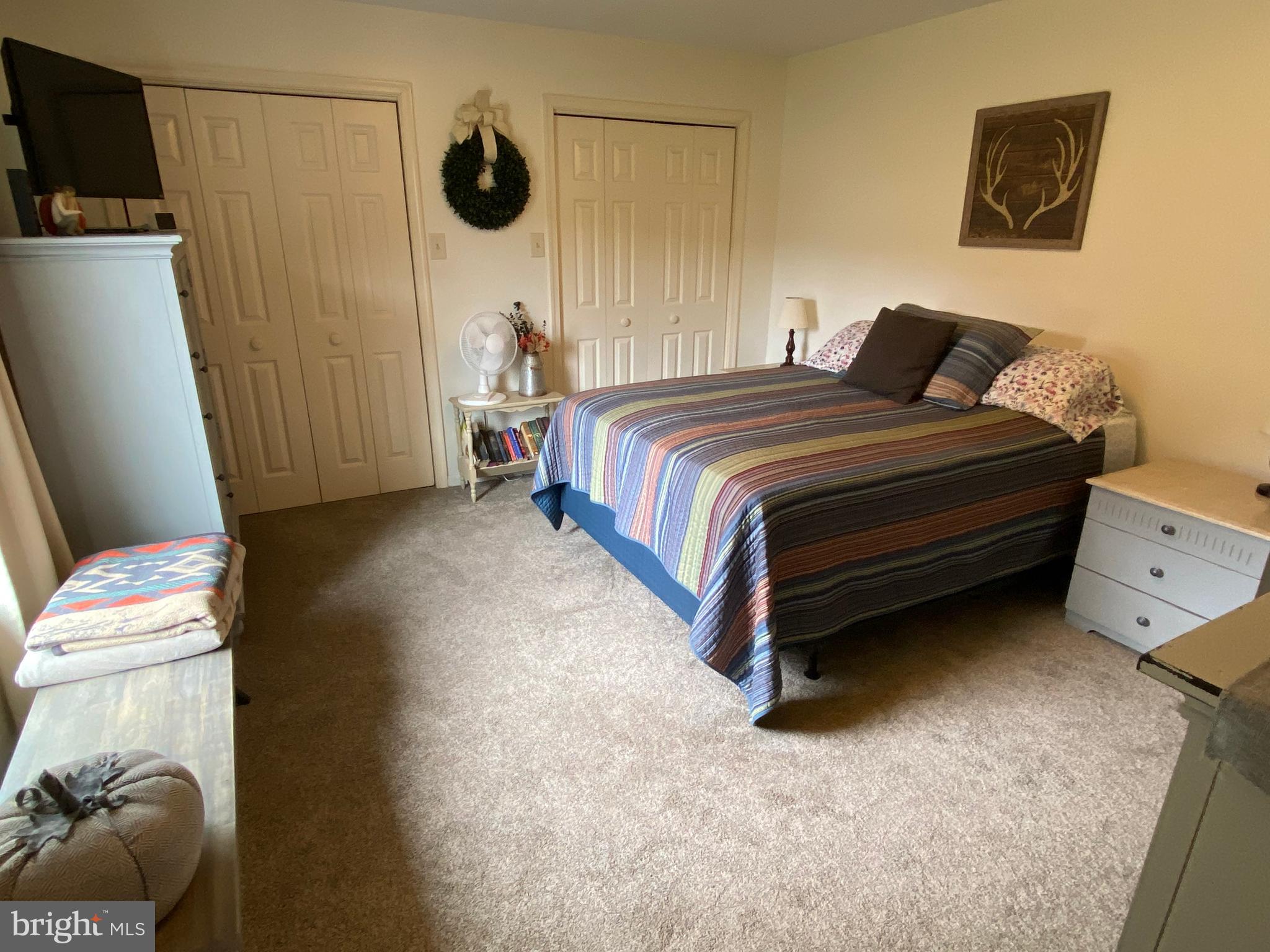 BRADDOCK ESTATES - Residential