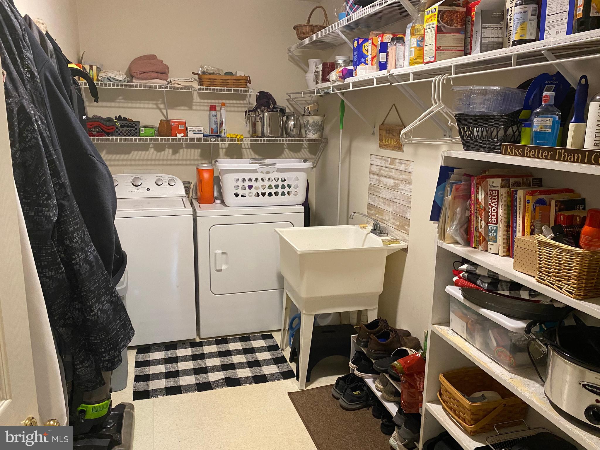 BRADDOCK ESTATES - Residential