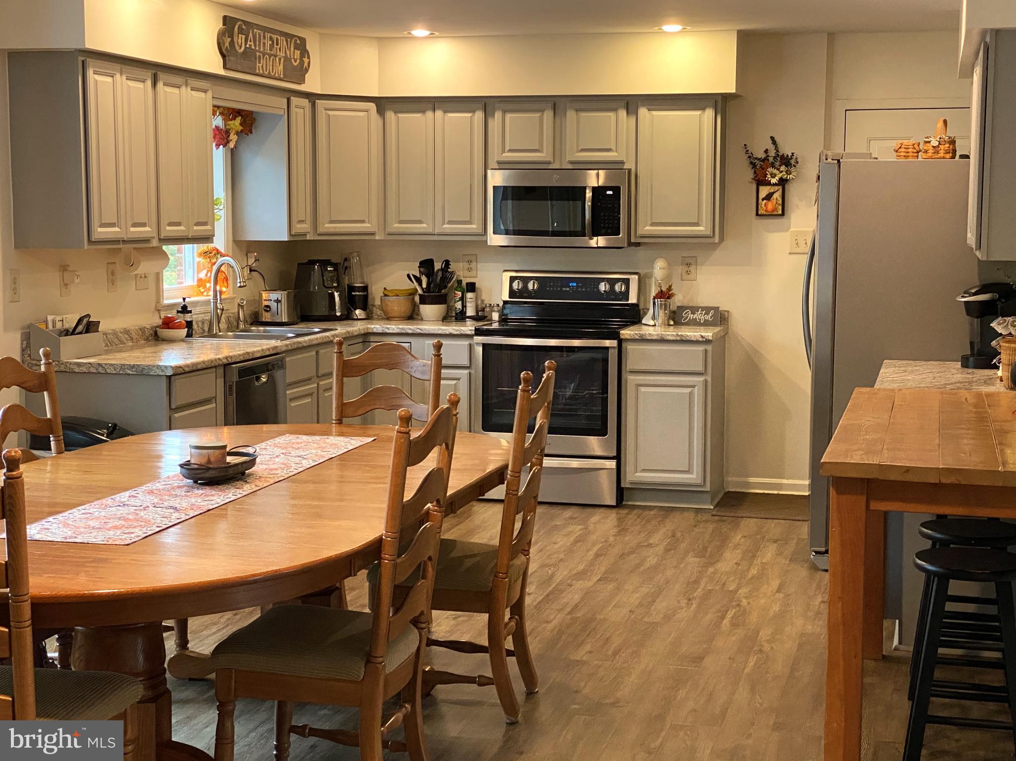 BRADDOCK ESTATES - Residential