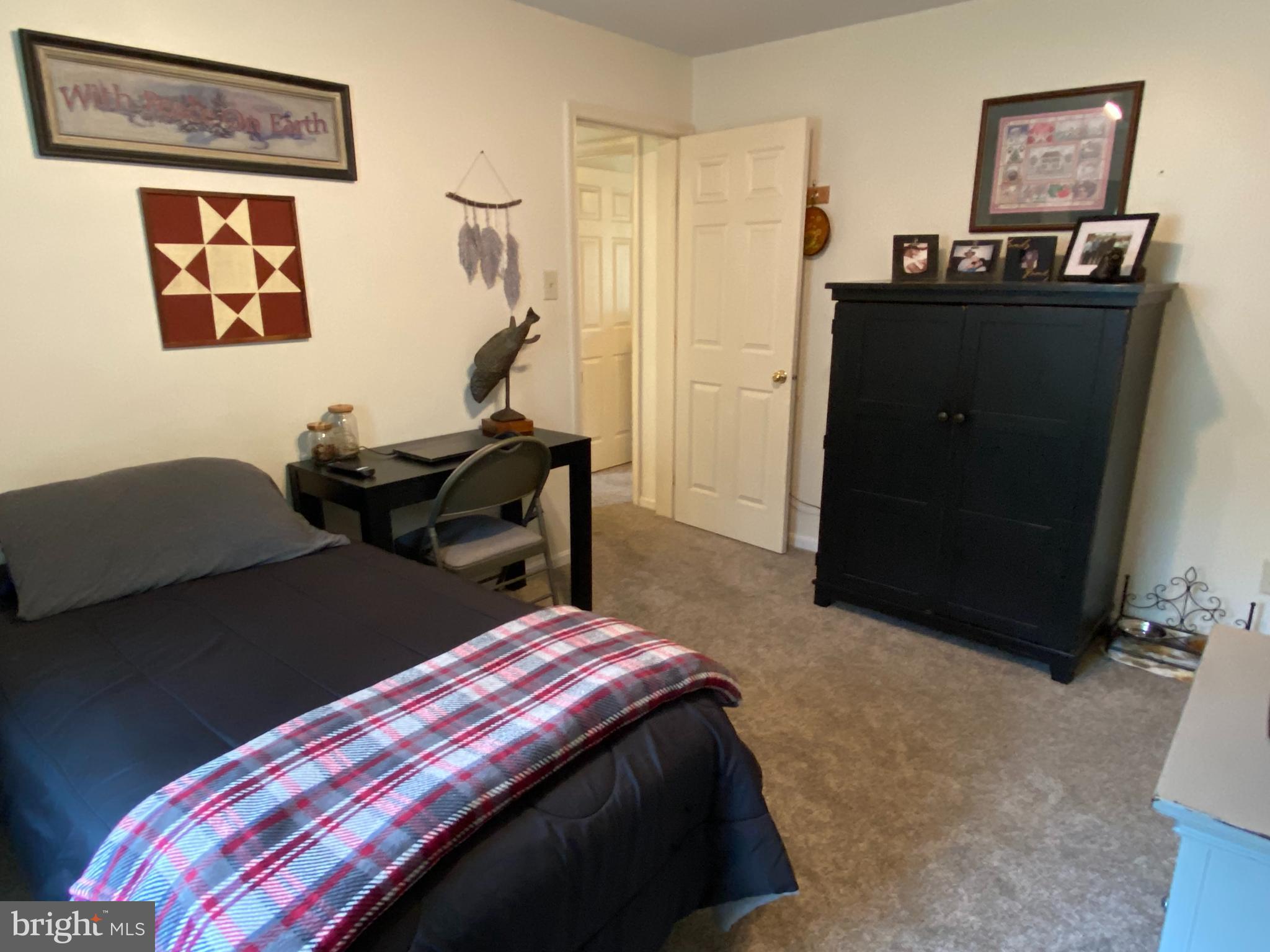 BRADDOCK ESTATES - Residential