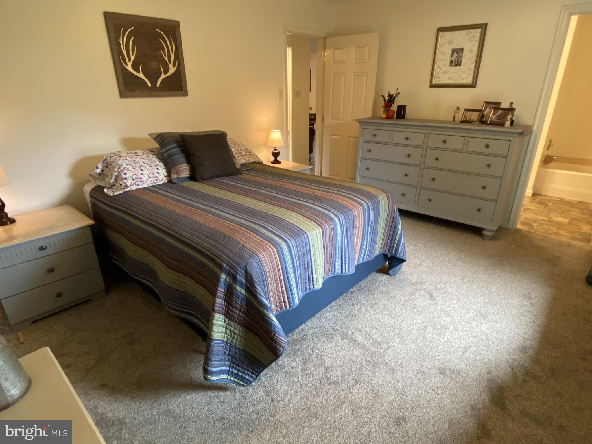 BRADDOCK ESTATES - Residential