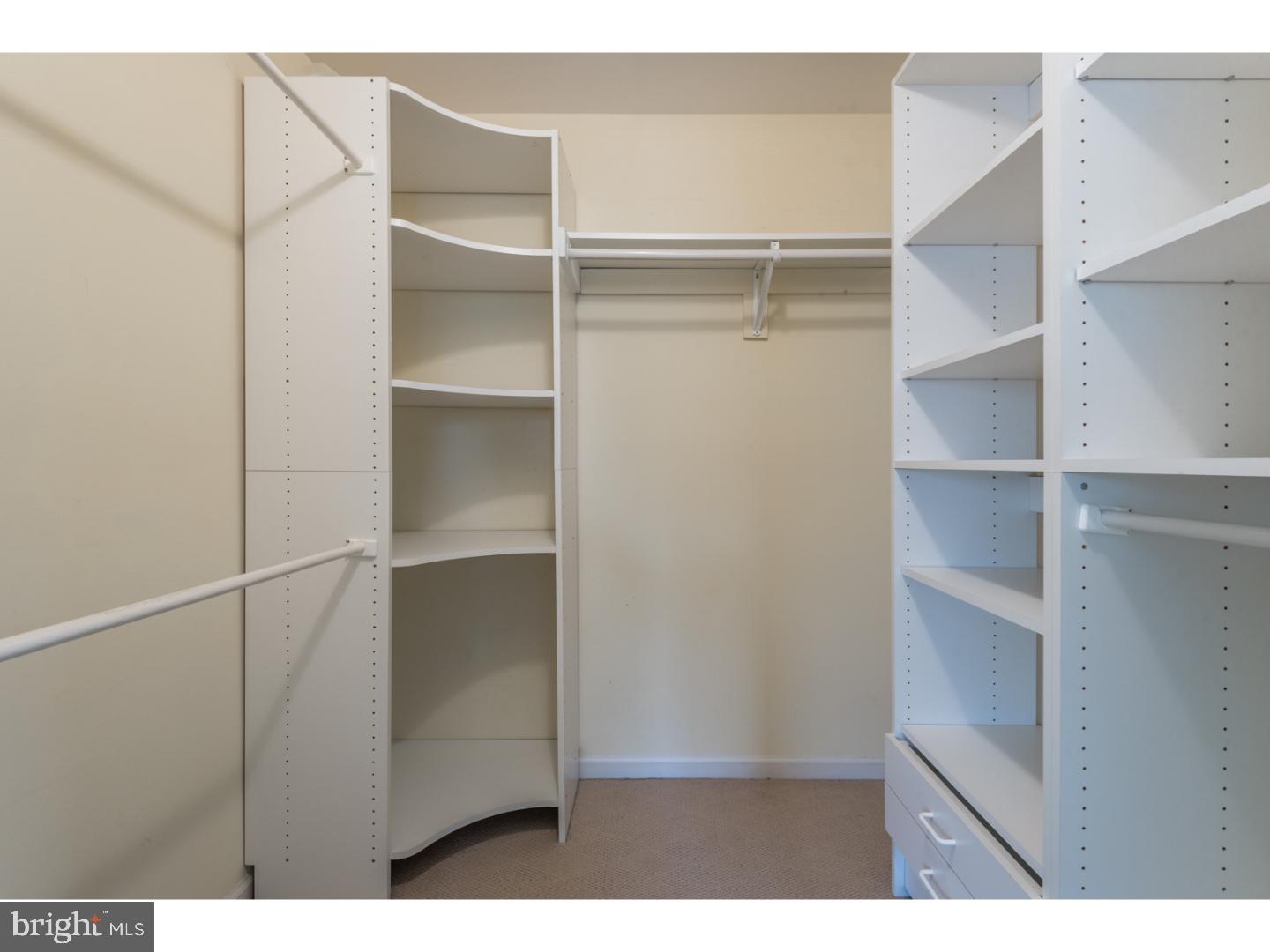 CREEKSIDE AT BLUE BELL - Residential Lease