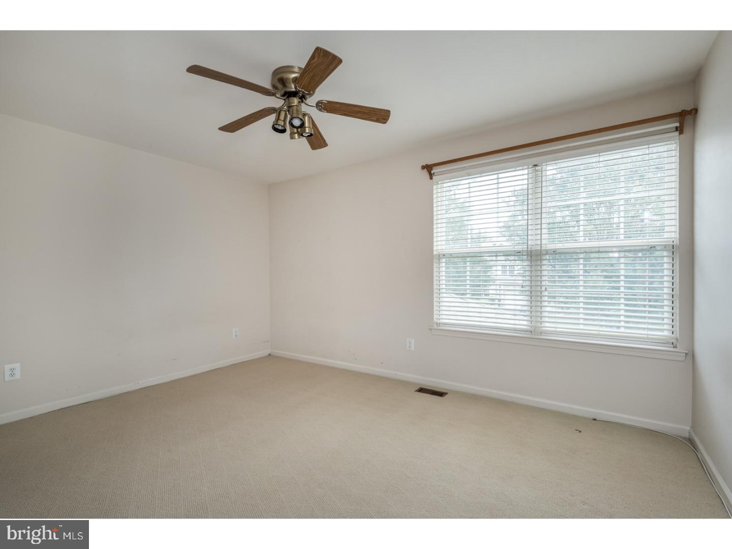 CREEKSIDE AT BLUE BELL - Residential Lease