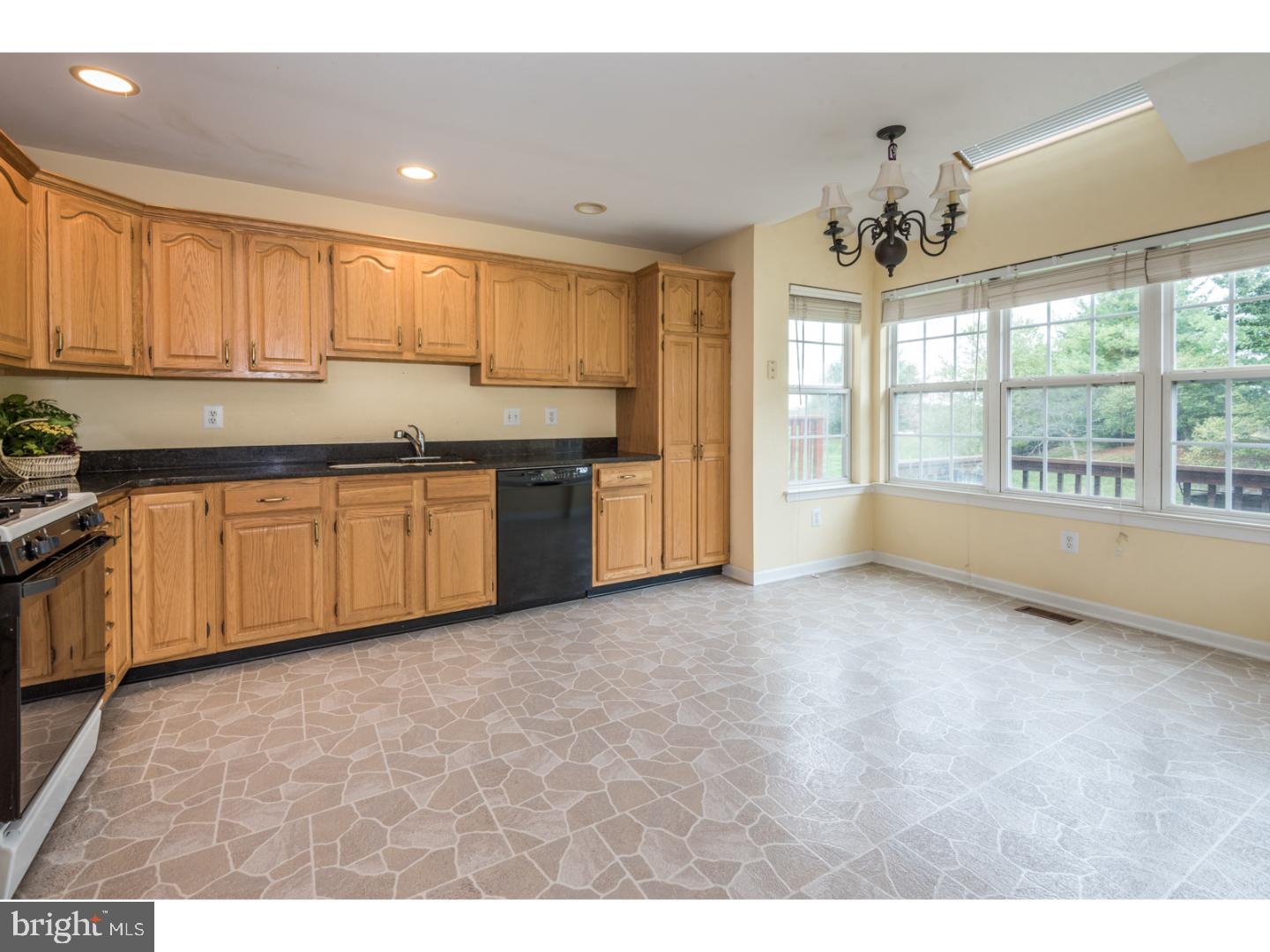 CREEKSIDE AT BLUE BELL - Residential Lease