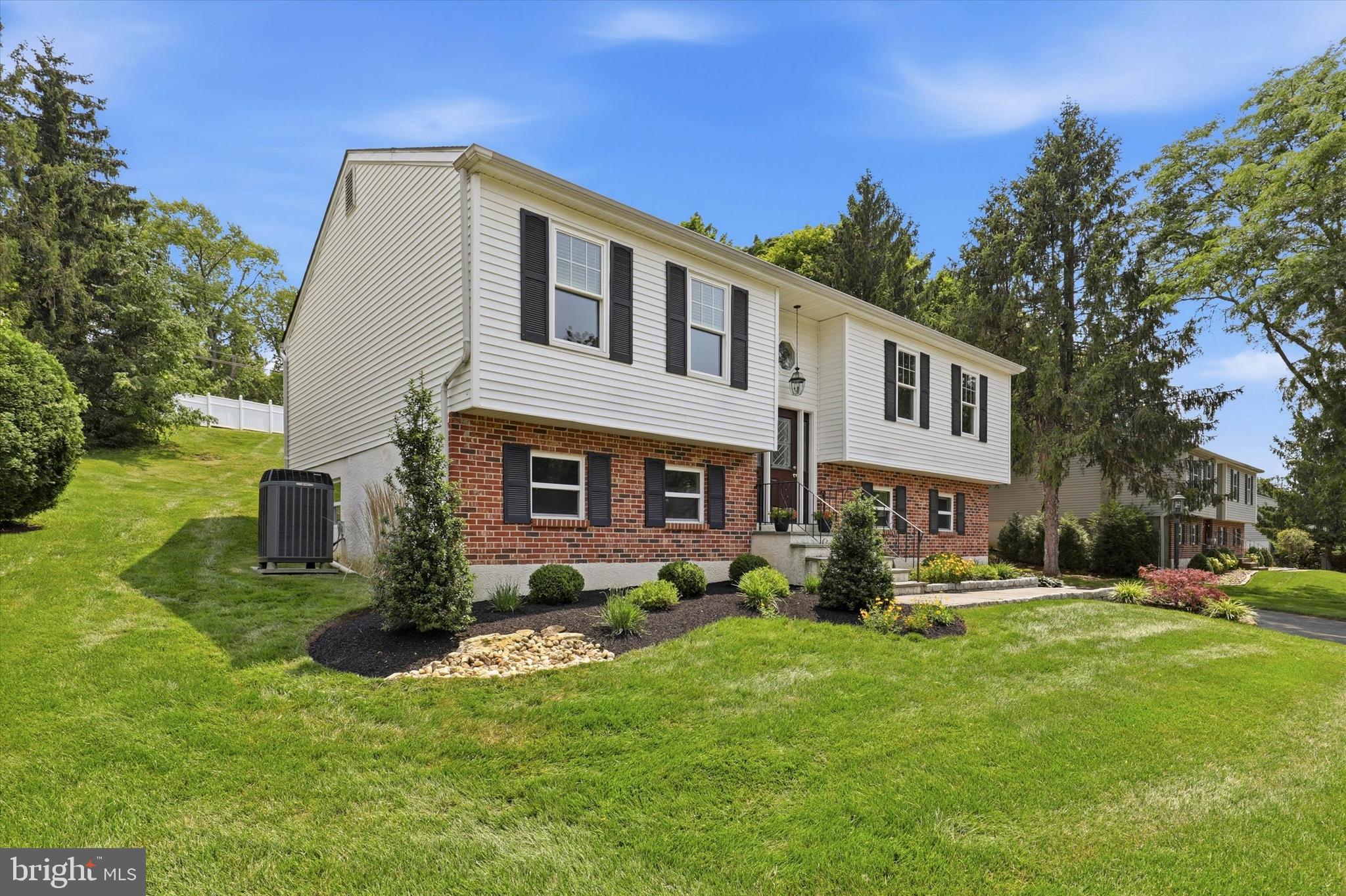 737 VANCE DRIVE
