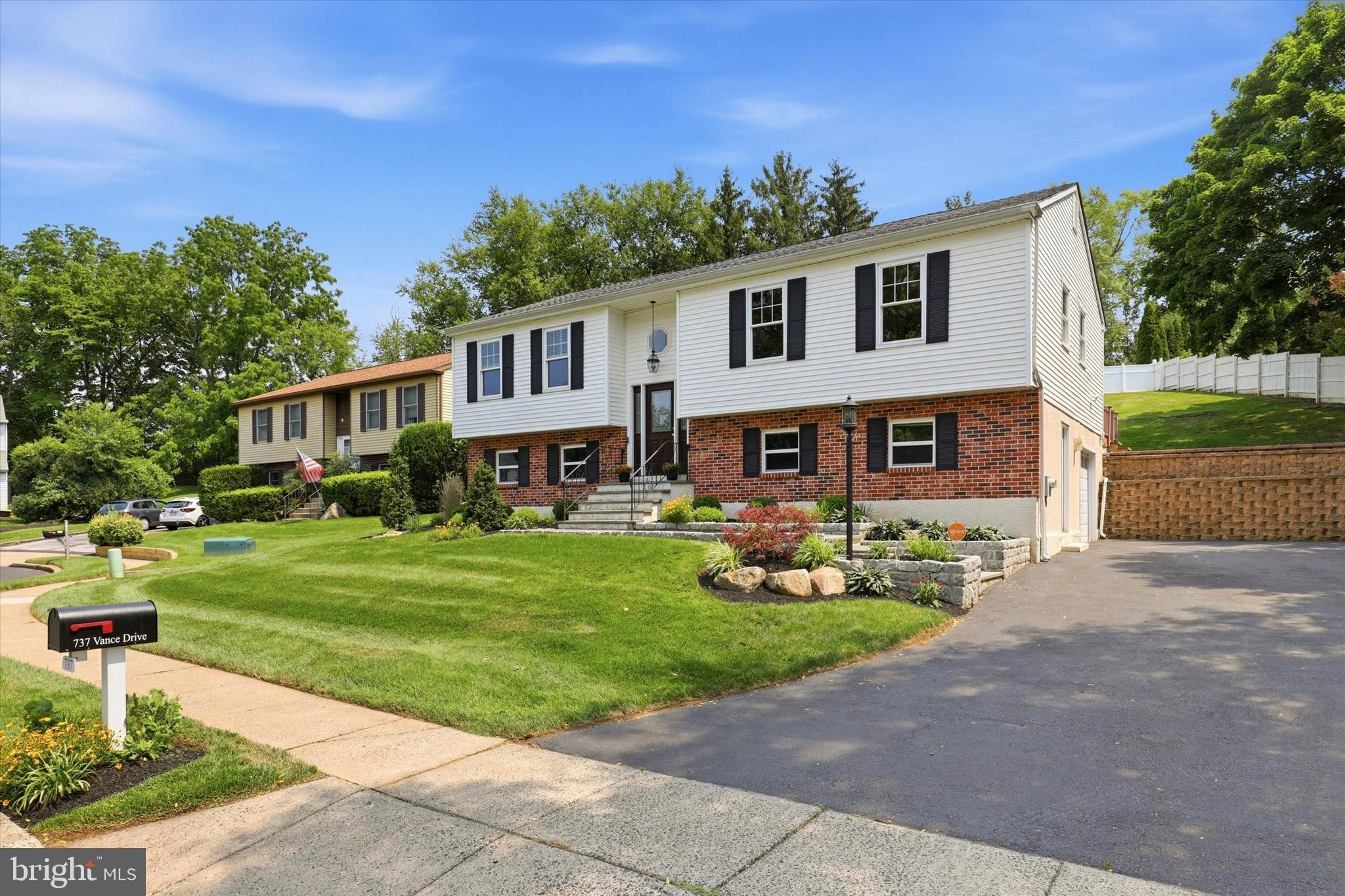 737 VANCE DRIVE