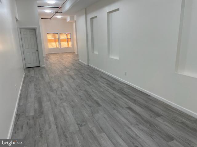 HUNTING PARK - Commercial Lease