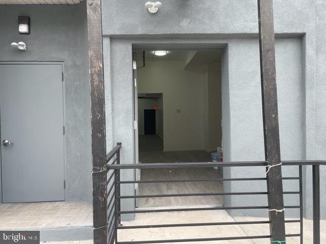 HUNTING PARK - Commercial Lease