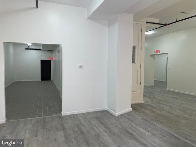 HUNTING PARK - Commercial Lease