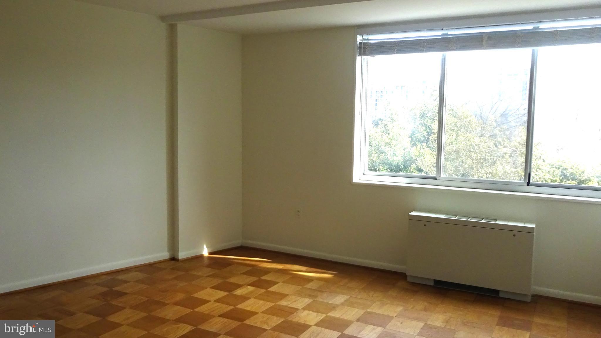 GROSVENOR PARK - Residential Lease