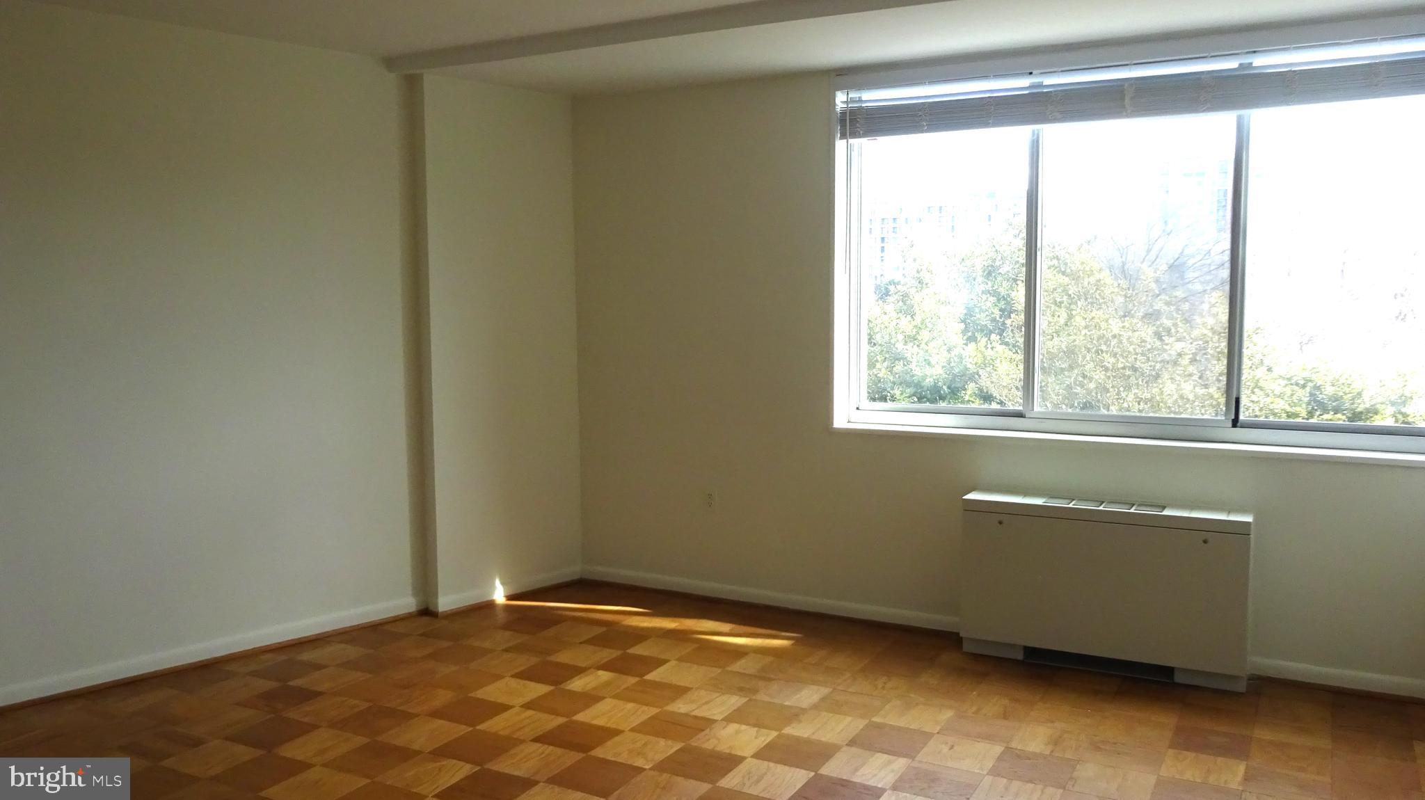 GROSVENOR PARK - Residential Lease