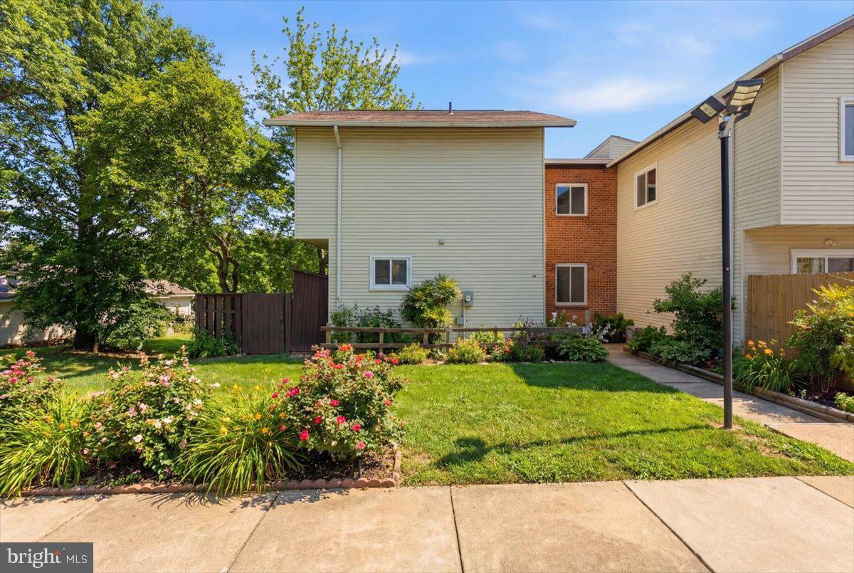 NEWPORT ESTATES - Residential