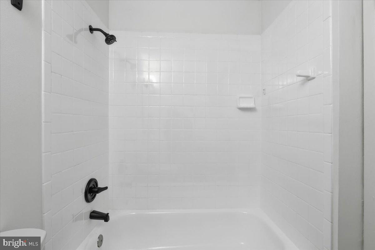 NEWPORT ESTATES - Residential