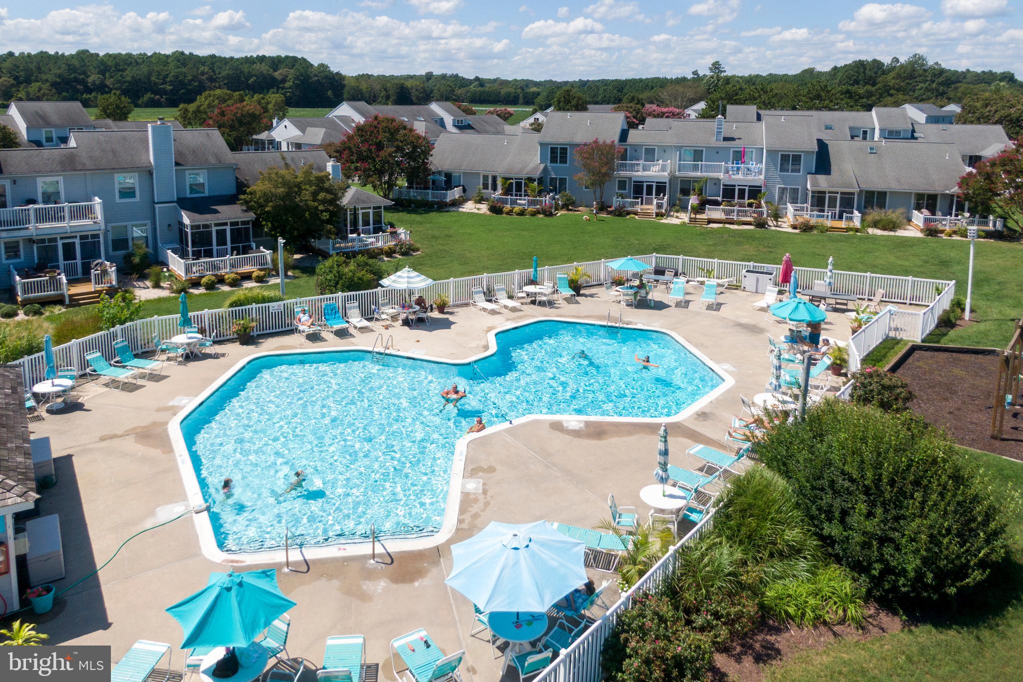 GULL POINT - Residential