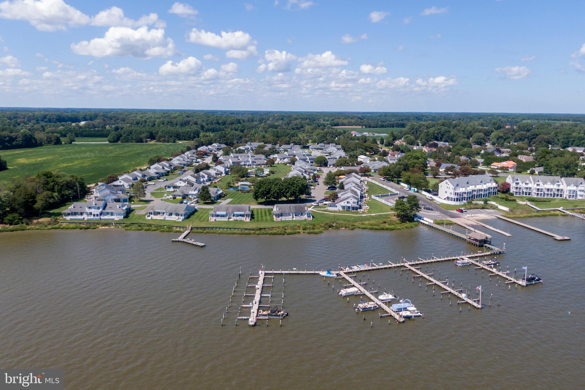 GULL POINT - Residential