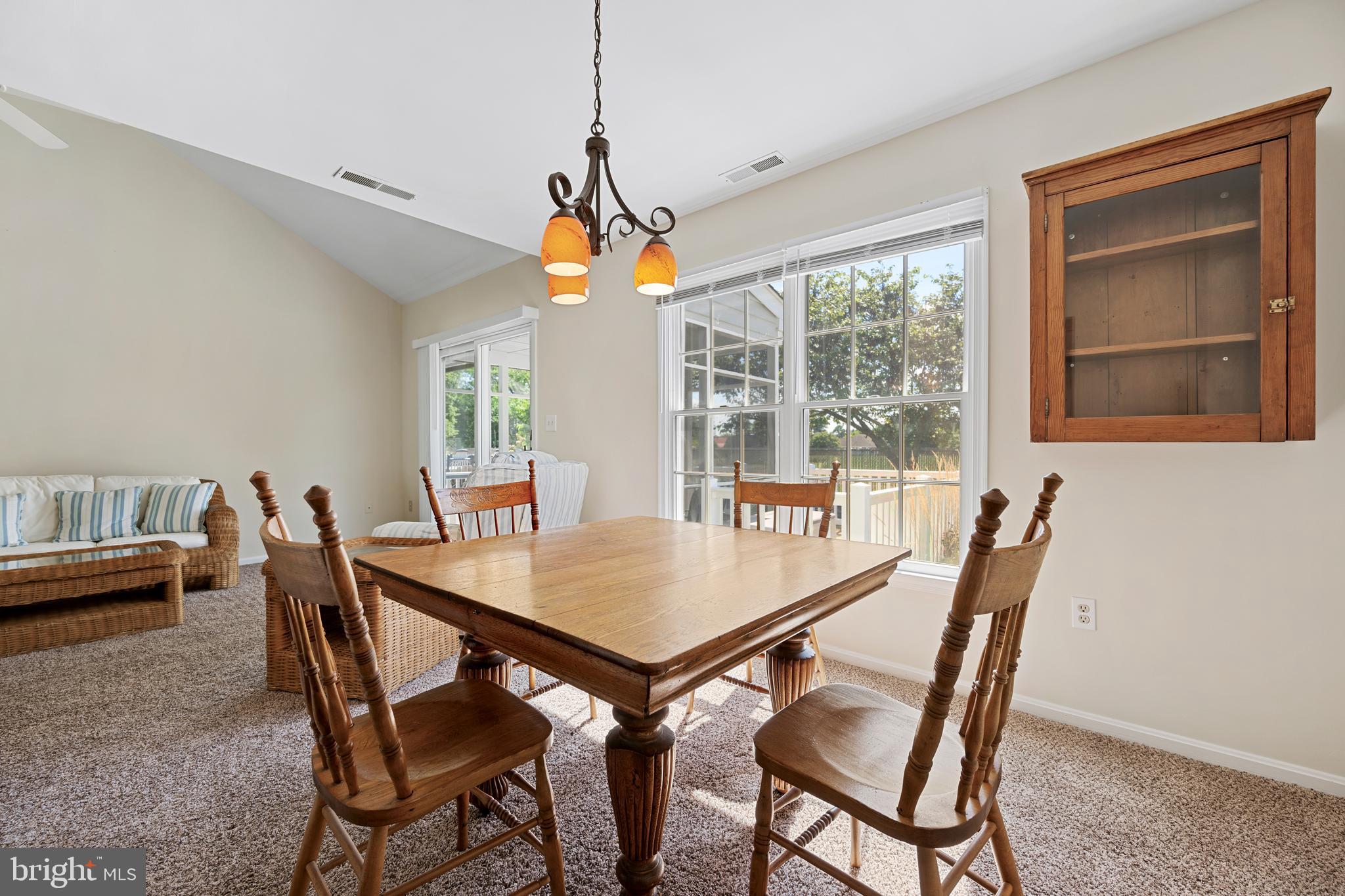 GULL POINT - Residential