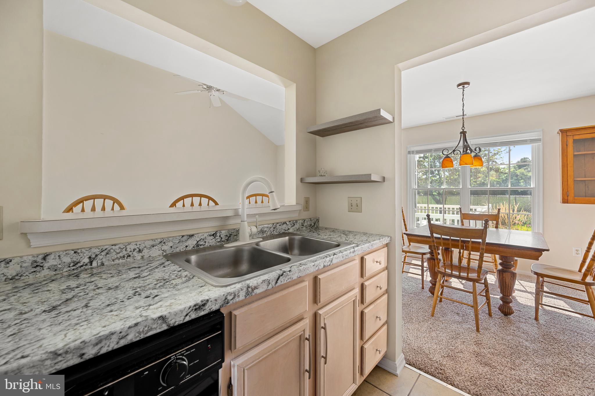 GULL POINT - Residential