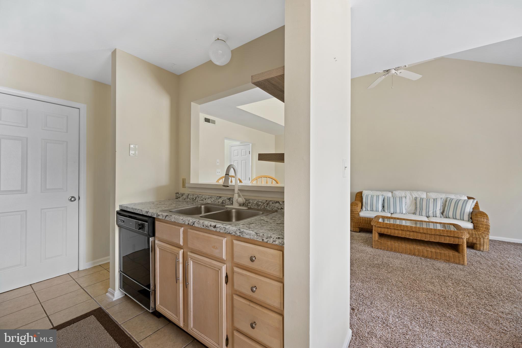 GULL POINT - Residential