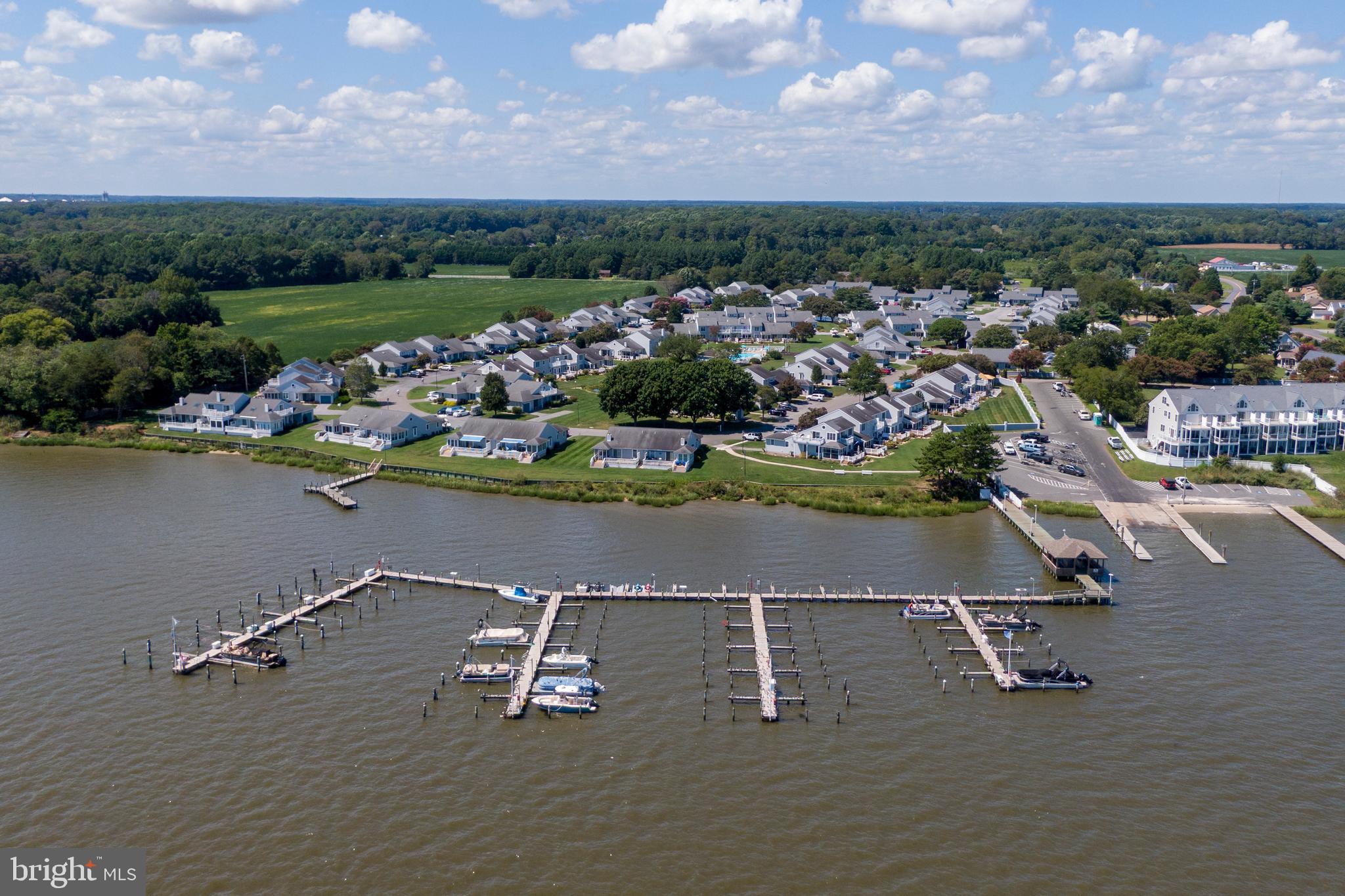 GULL POINT - Residential