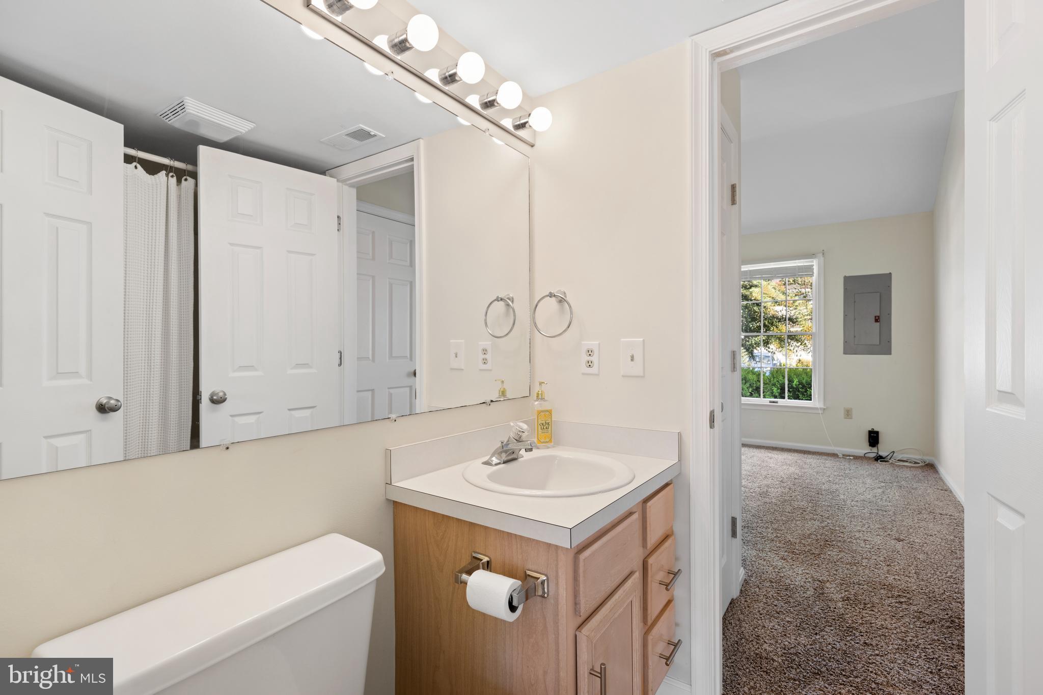 GULL POINT - Residential