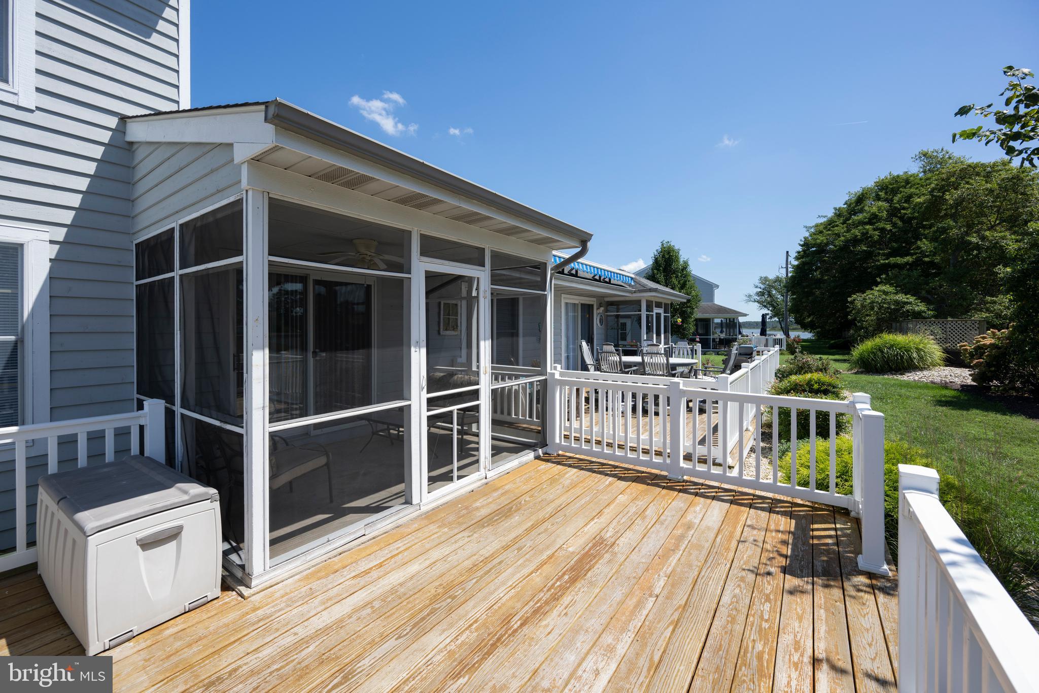 GULL POINT - Residential