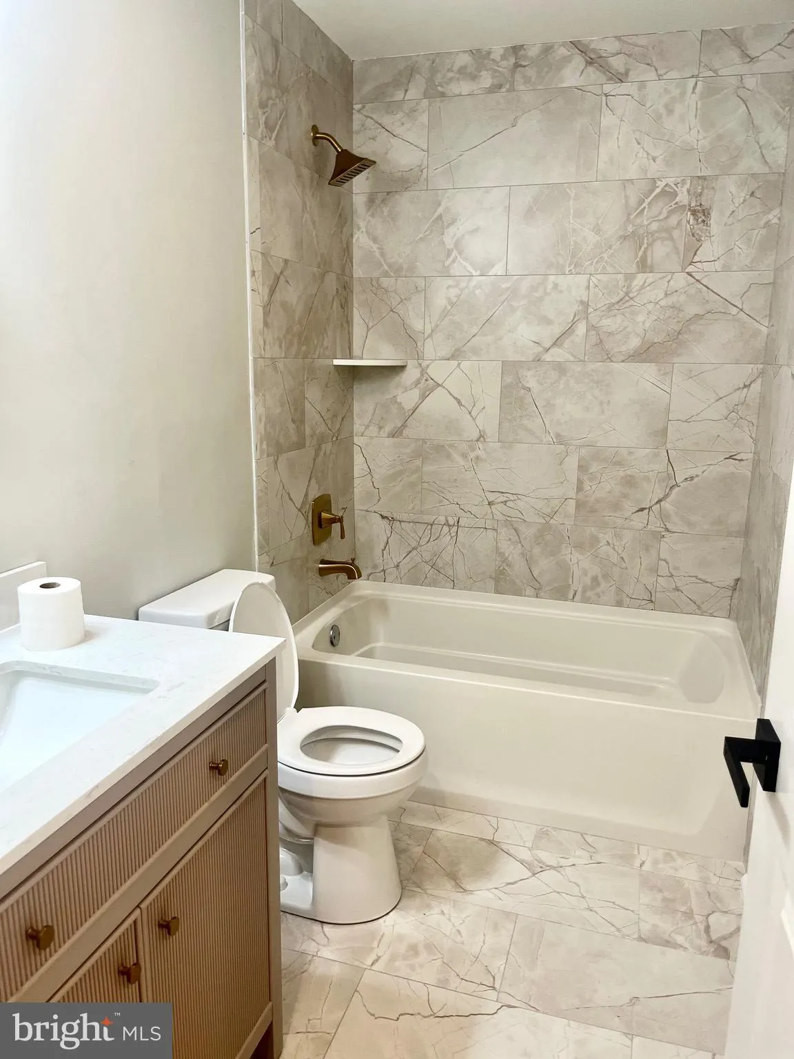 Philadelphia, Pennsylvania 19130, United States, 2 Bedrooms Bedrooms, ,1 BathroomBathrooms,Residential,Active,178809