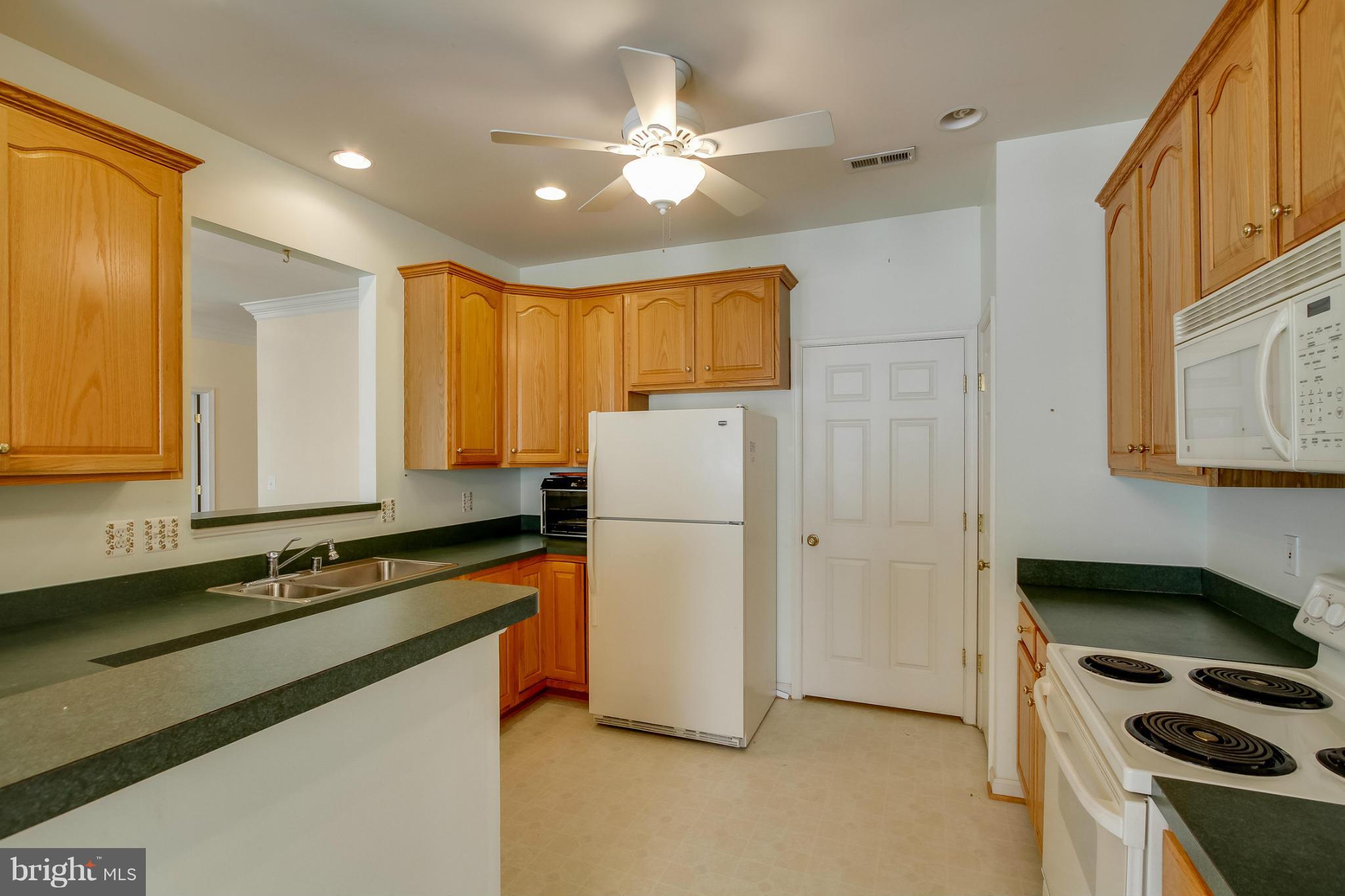 SUMNER LAKE - Residential