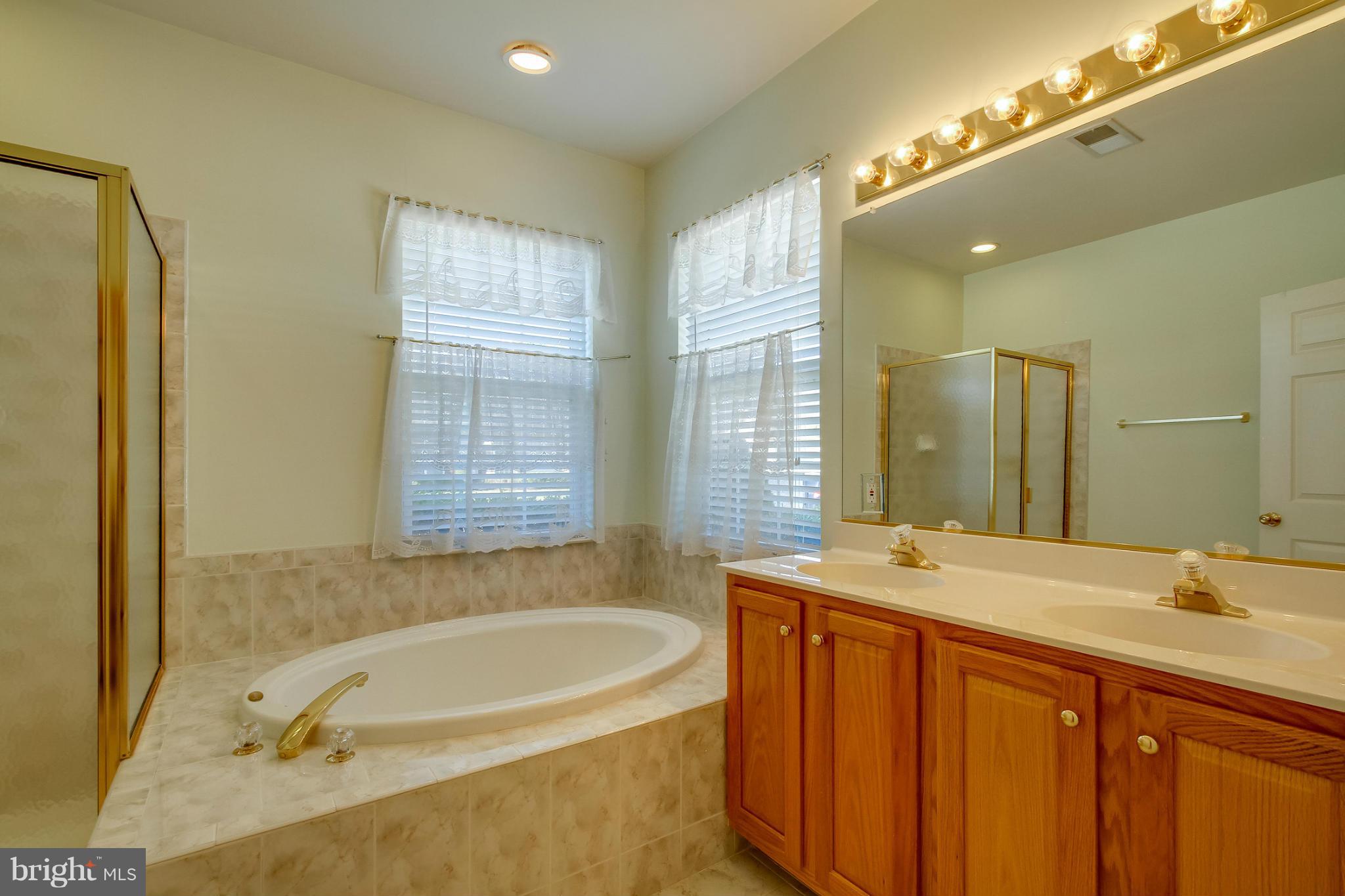 SUMNER LAKE - Residential