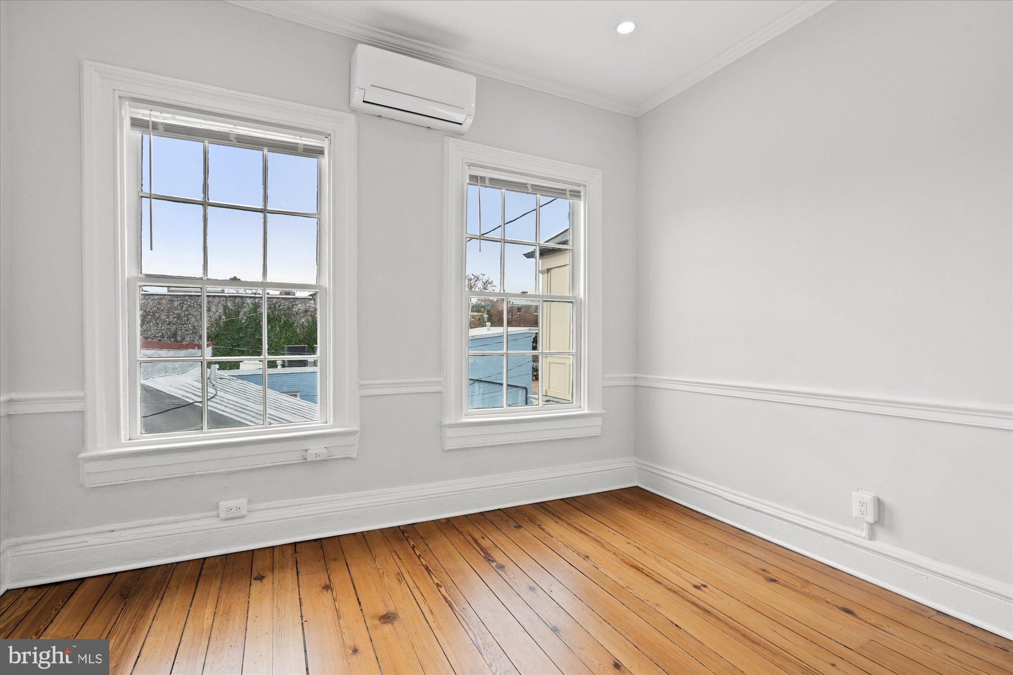 OLD TOWN HISTORIC - Residential Income