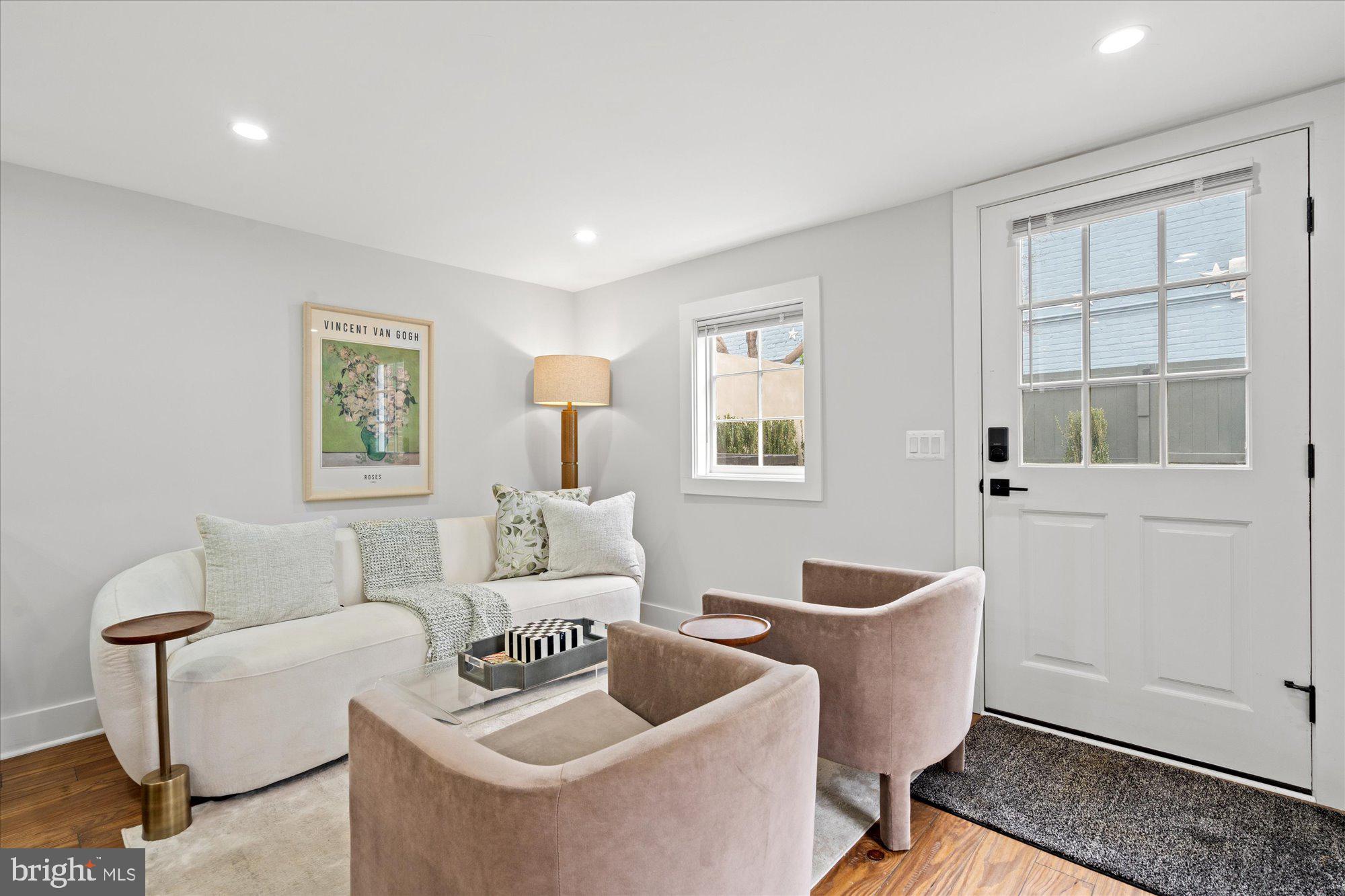 OLD TOWN HISTORIC - Residential Income