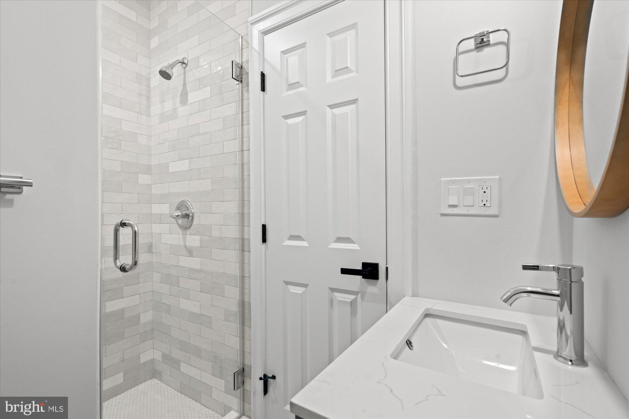 OLD TOWN HISTORIC - Residential Income