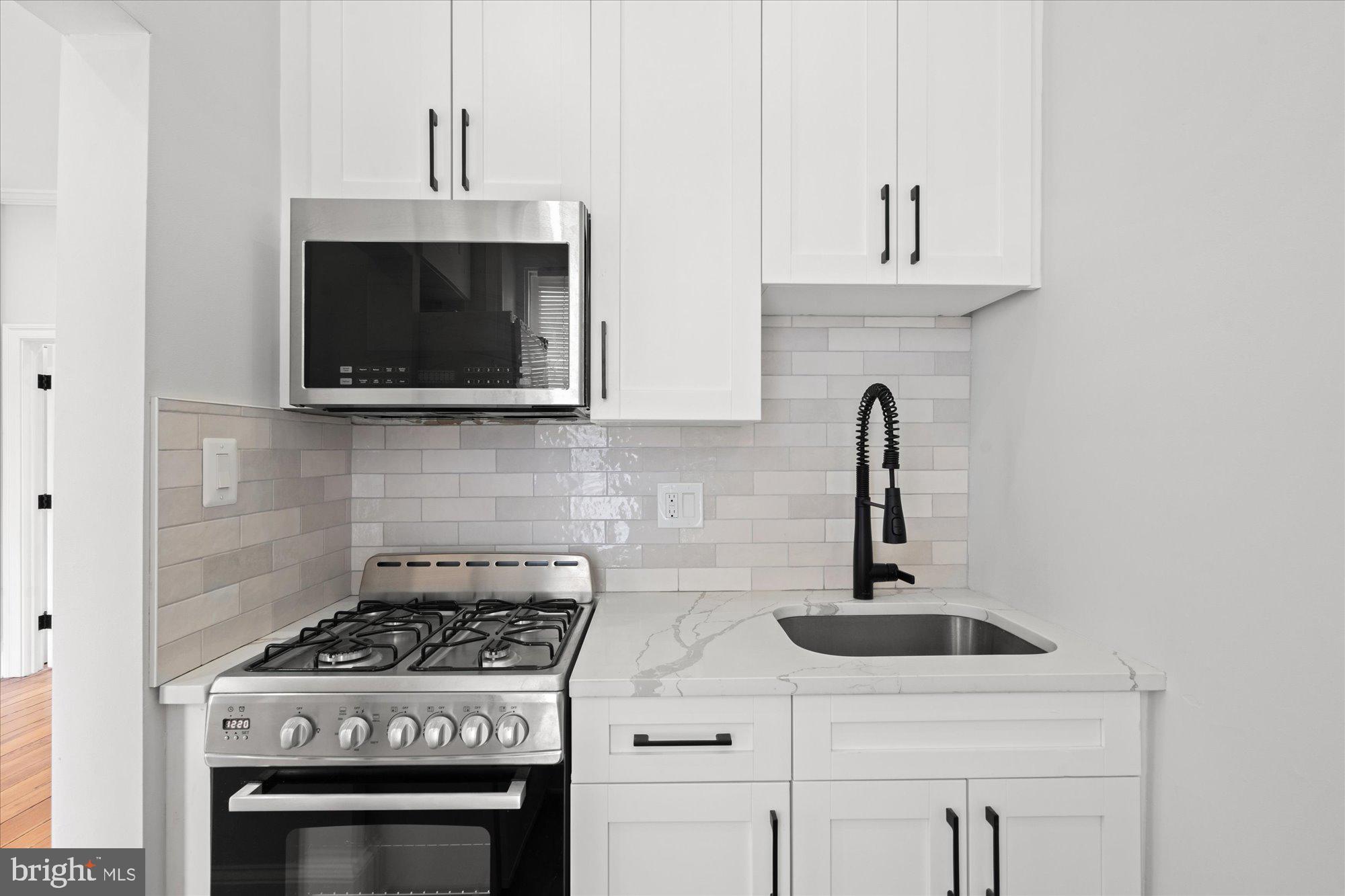 OLD TOWN HISTORIC - Residential Income