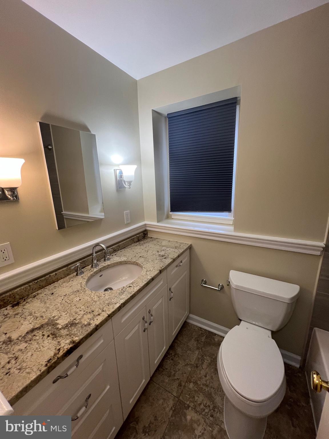 BOND MILL PARK - Residential Lease