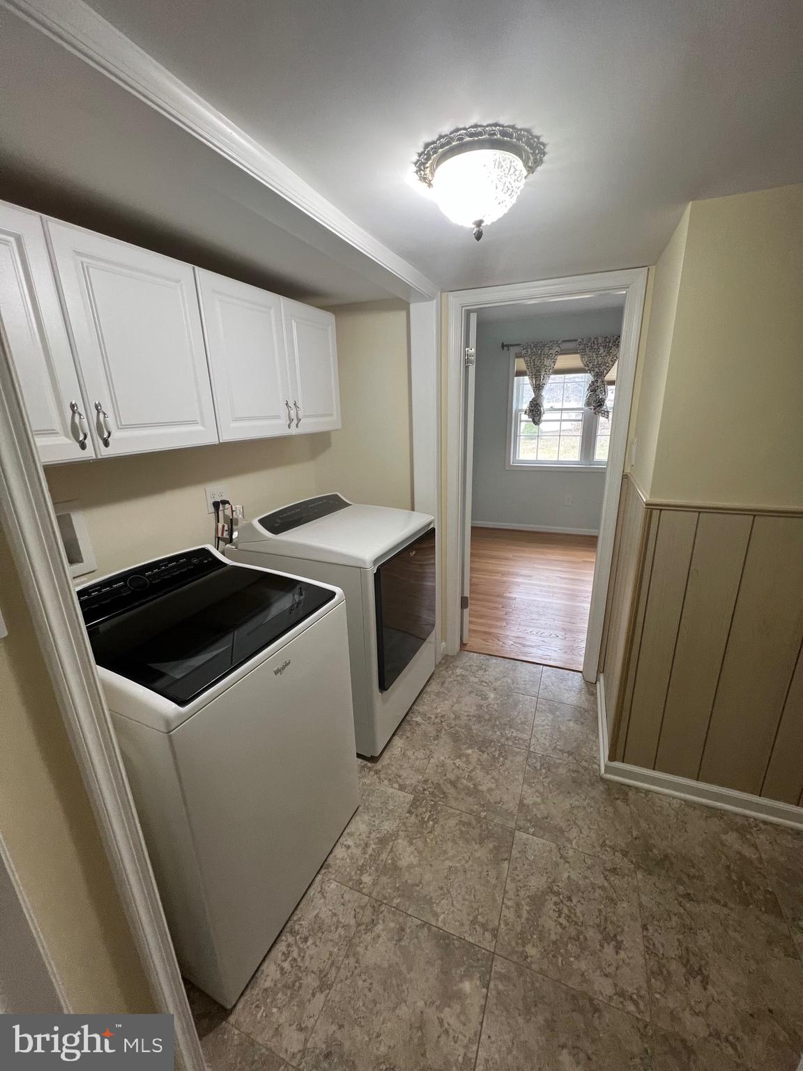 BOND MILL PARK - Residential Lease